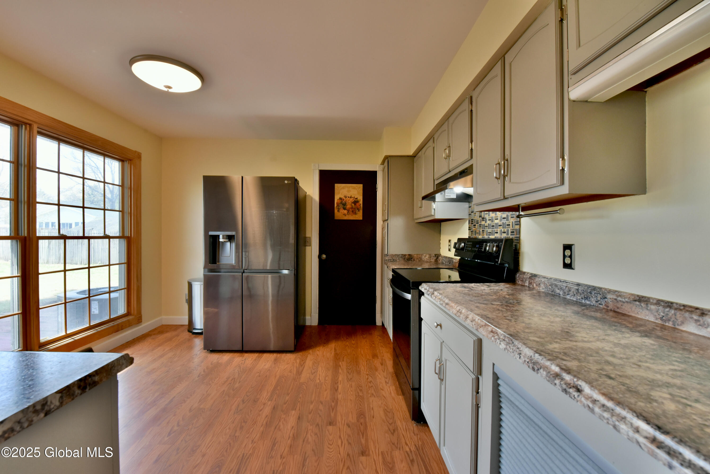 4 Southcrest Drive, Clifton Park, New York image 14