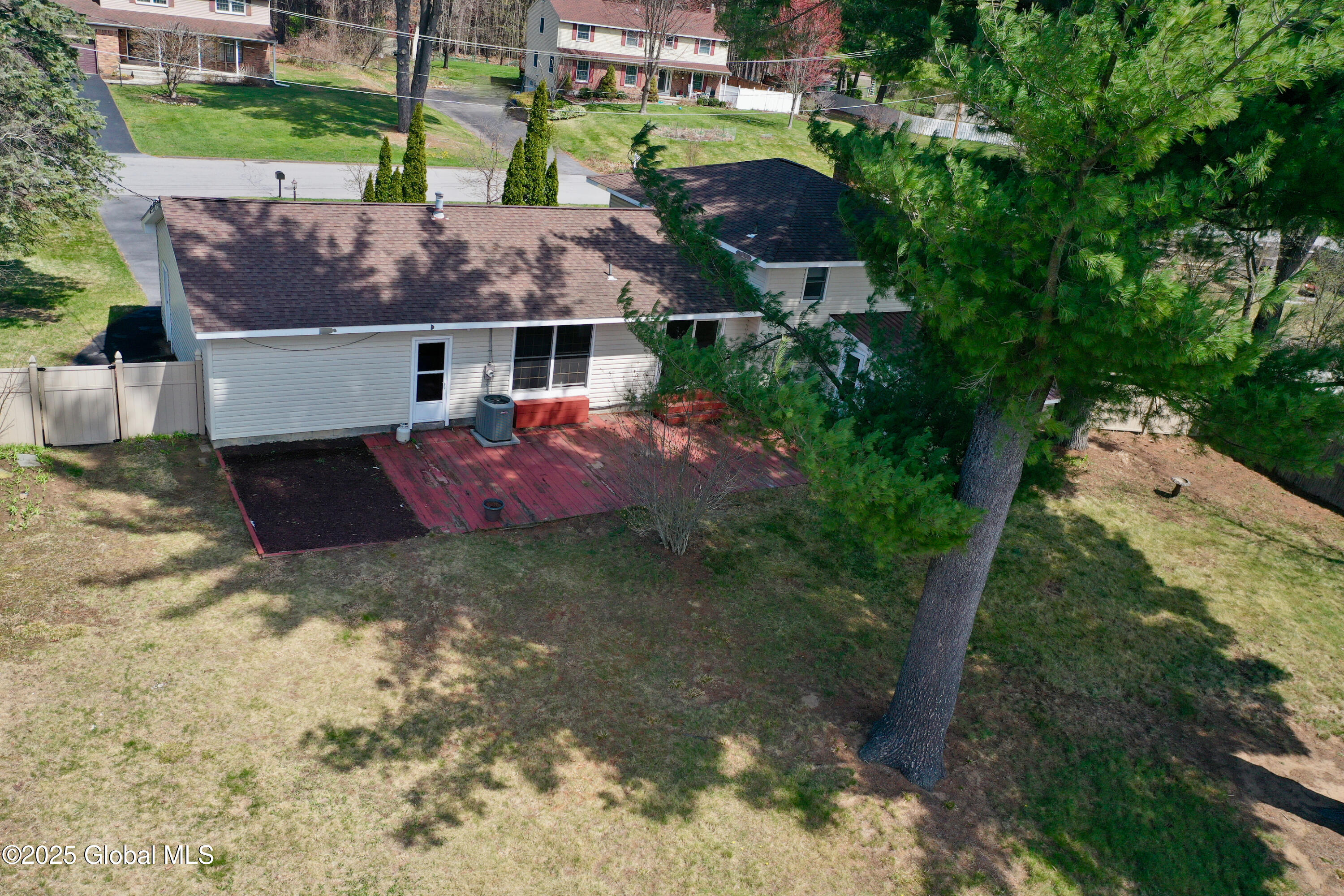 4 Southcrest Drive, Clifton Park, New York image 6