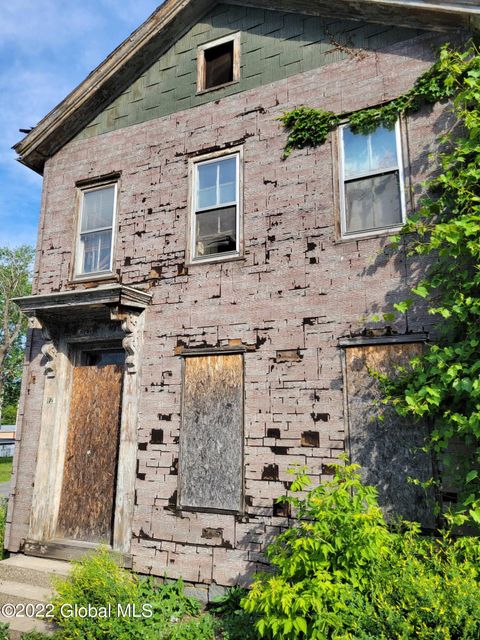 Homes For Sale - 12 Garden Street<br/> Montgomery County, Amsterdam, NY 12010
