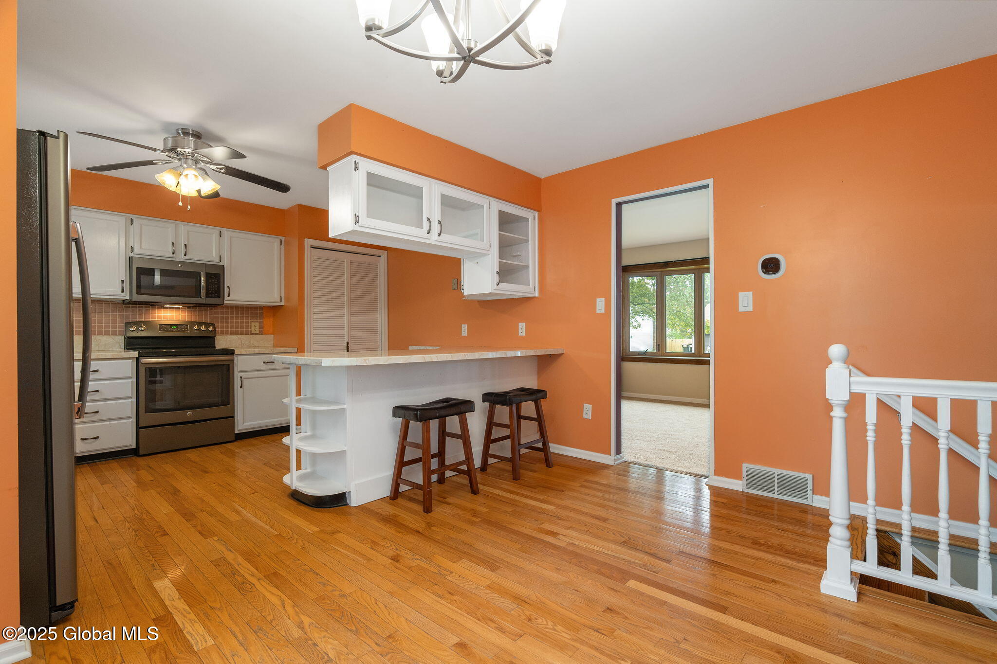 34 Deer Path Drive, Albany, New York image 8
