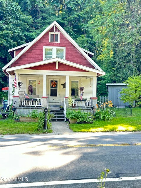 Photo of 81 Ft Johnson Avenue, Fort Johnson, NY 12070 (MLS # 202621710)