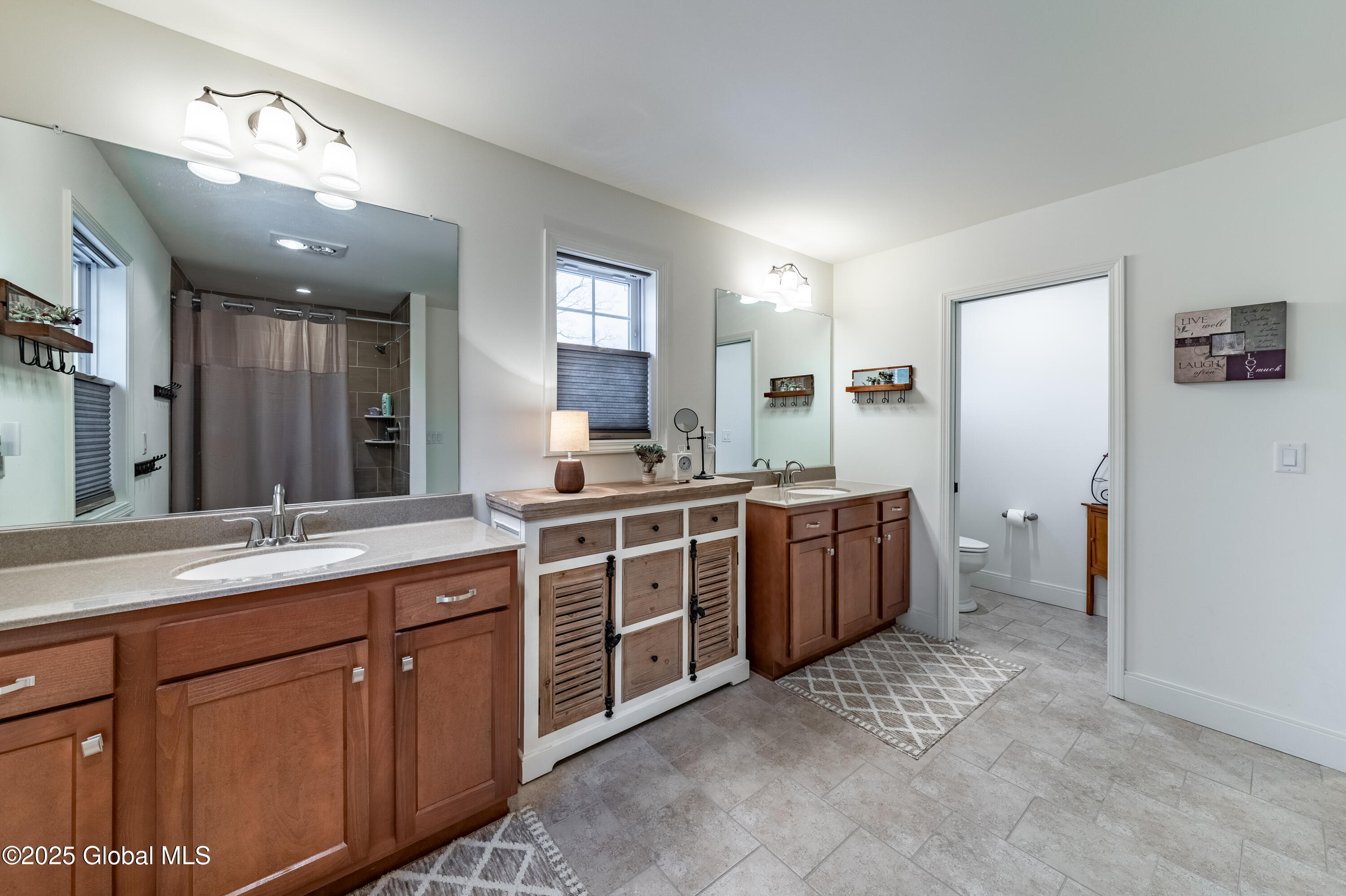 54 Linden Park Drive, Clifton Park, New York image 20