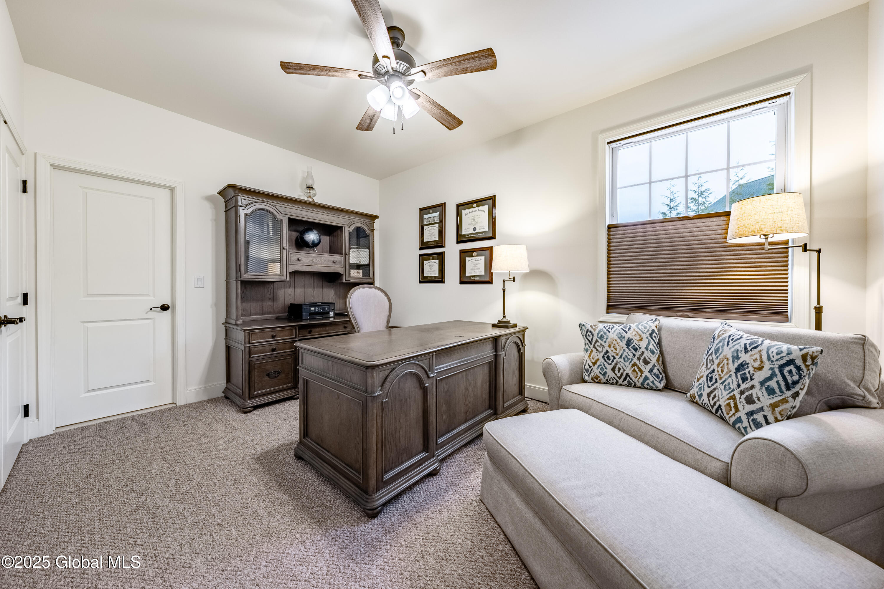 54 Linden Park Drive, Clifton Park, New York image 12