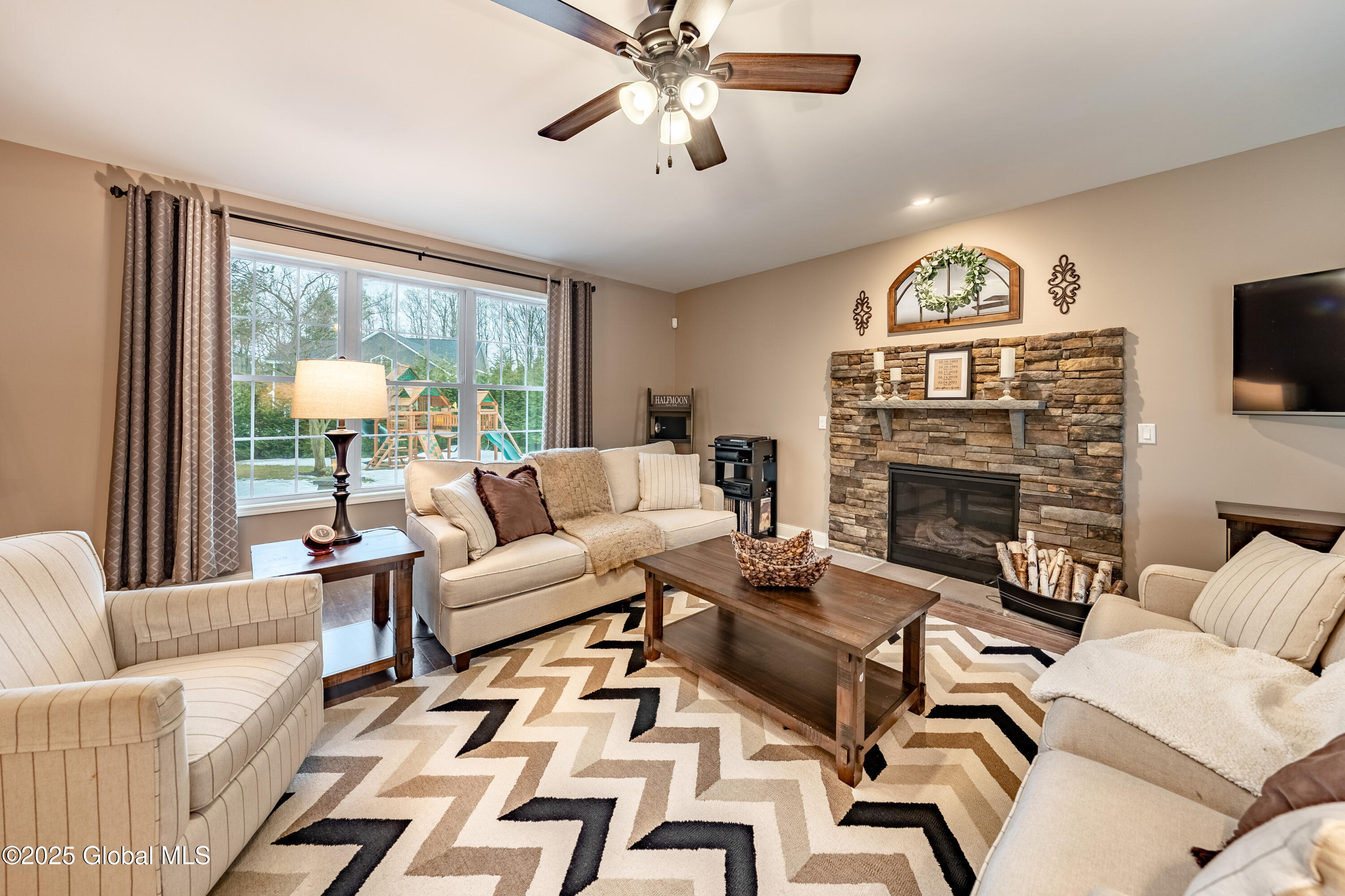 54 Linden Park Drive, Clifton Park, New York image 4