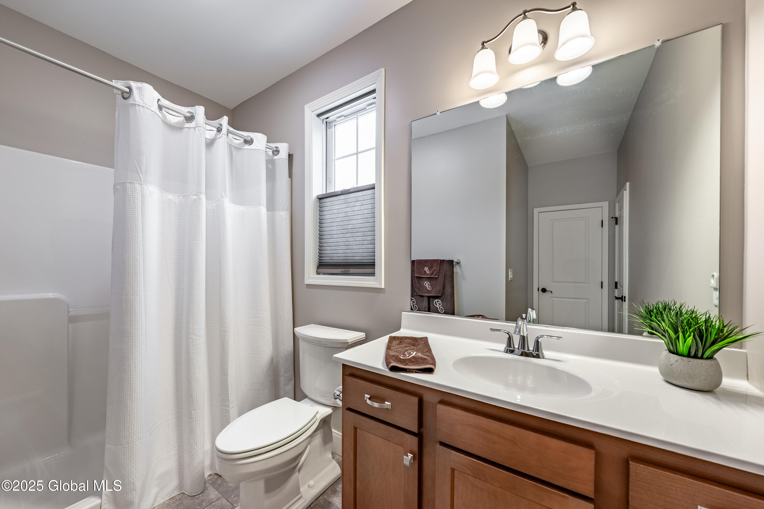 54 Linden Park Drive, Clifton Park, New York image 13
