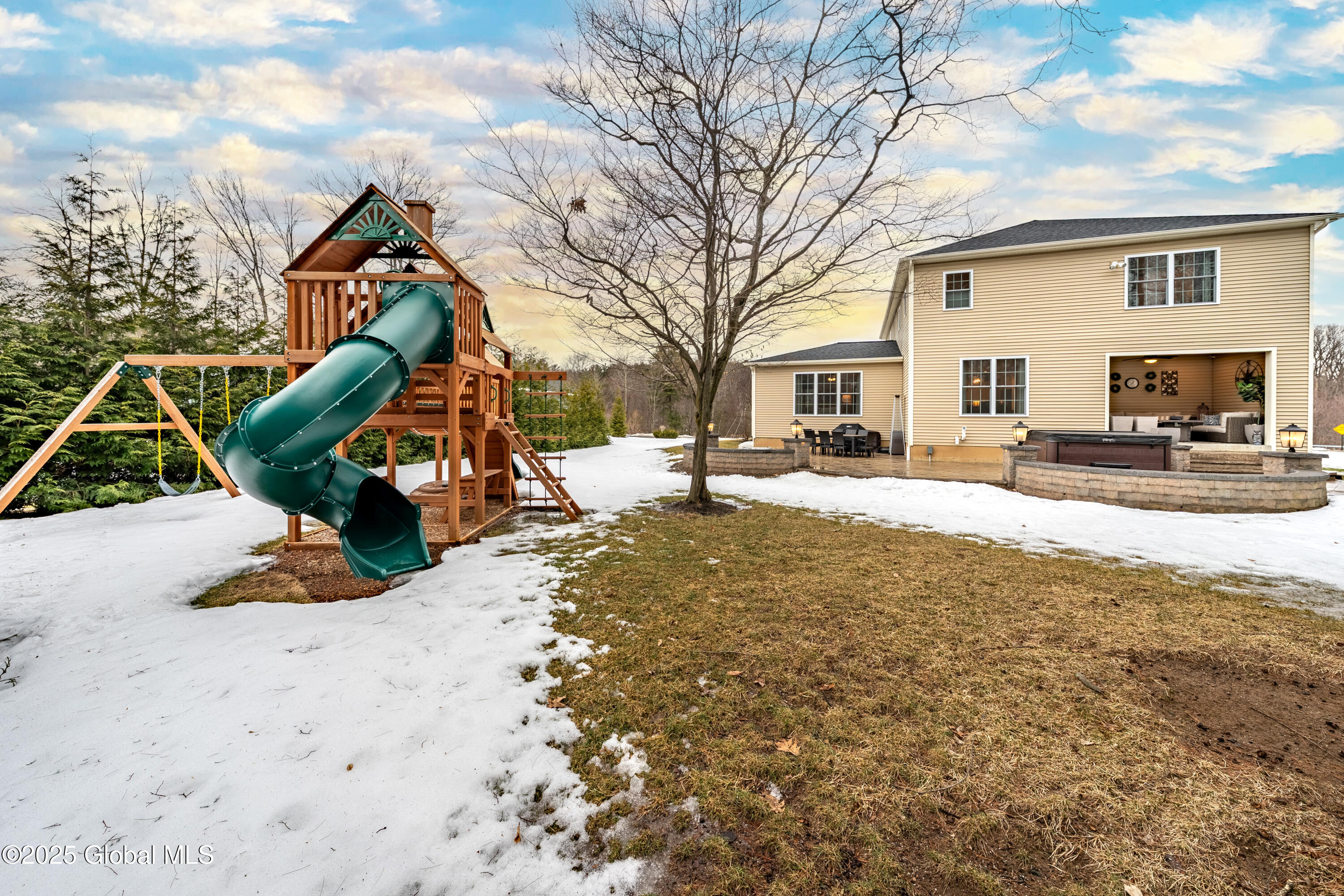 54 Linden Park Drive, Clifton Park, New York image 32