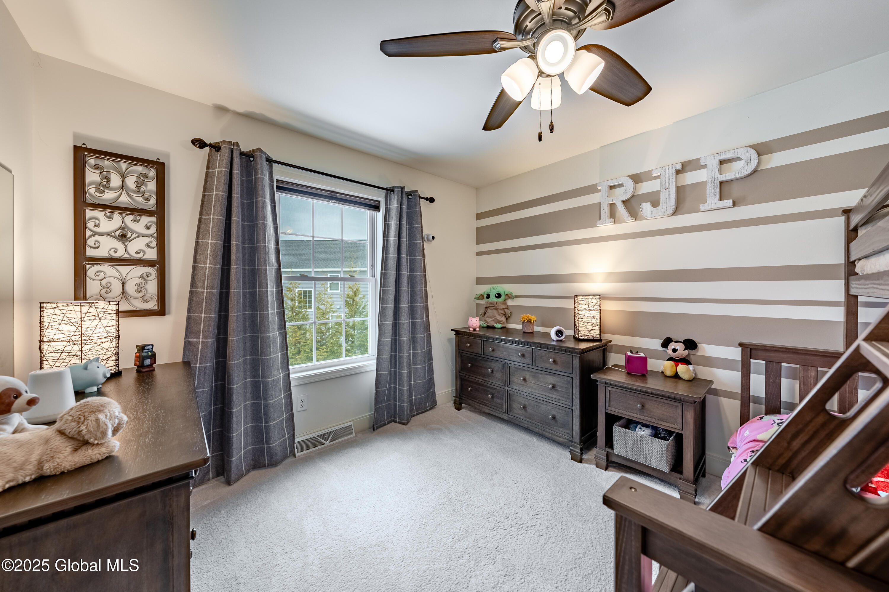 54 Linden Park Drive, Clifton Park, New York image 23