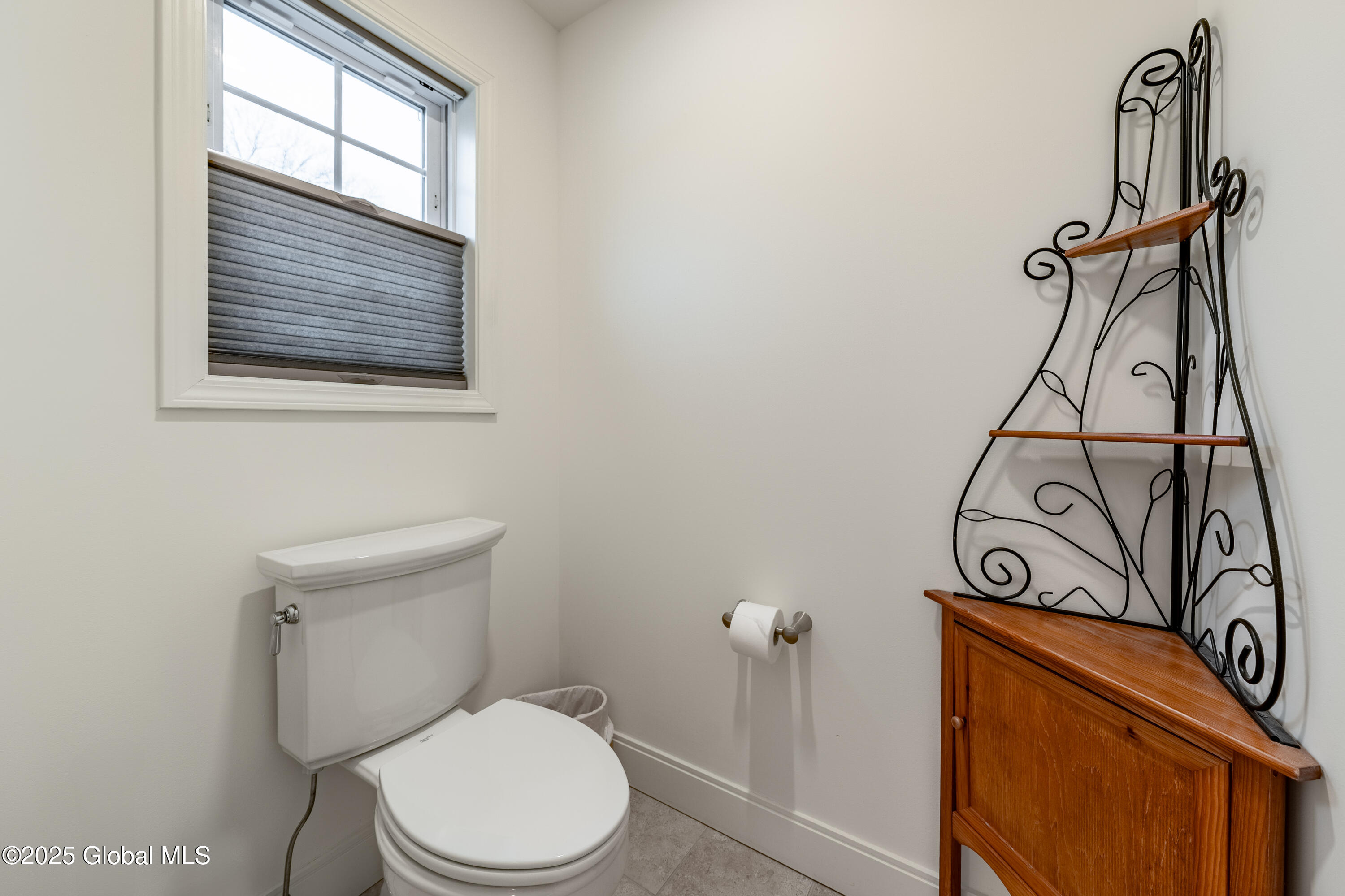 54 Linden Park Drive, Clifton Park, New York image 21