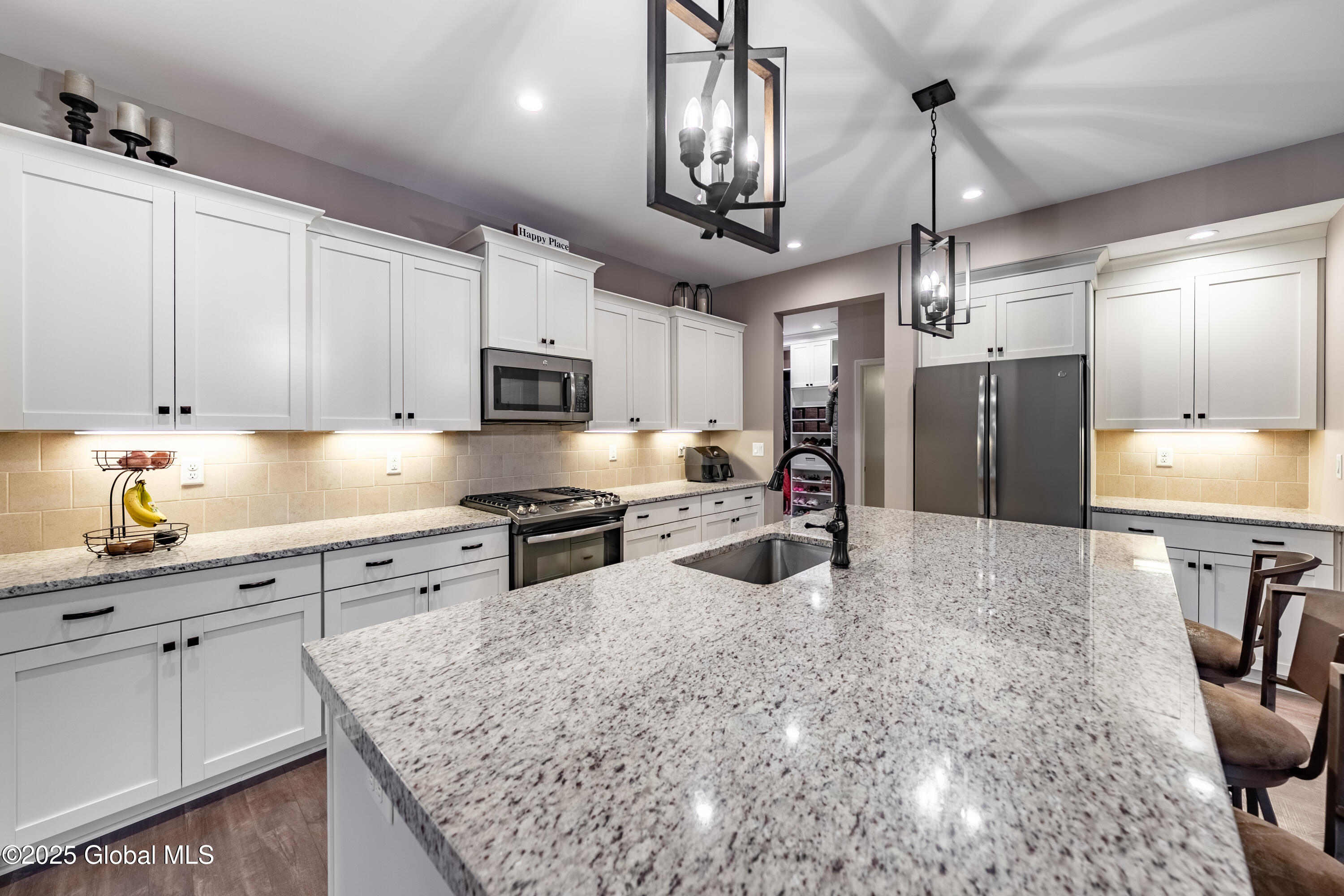 54 Linden Park Drive, Clifton Park, New York image 8