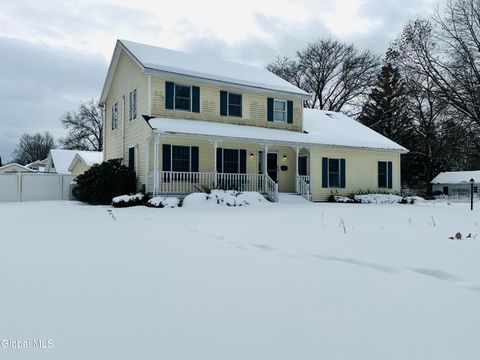 Homes For Sale - 40 Pearl Street<br/> Hudson Falls, NY 12839