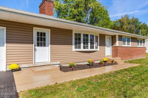 Photo of 82 N Lincoln Street, Mechanicville, NY 12118 (MLS # 202527130)