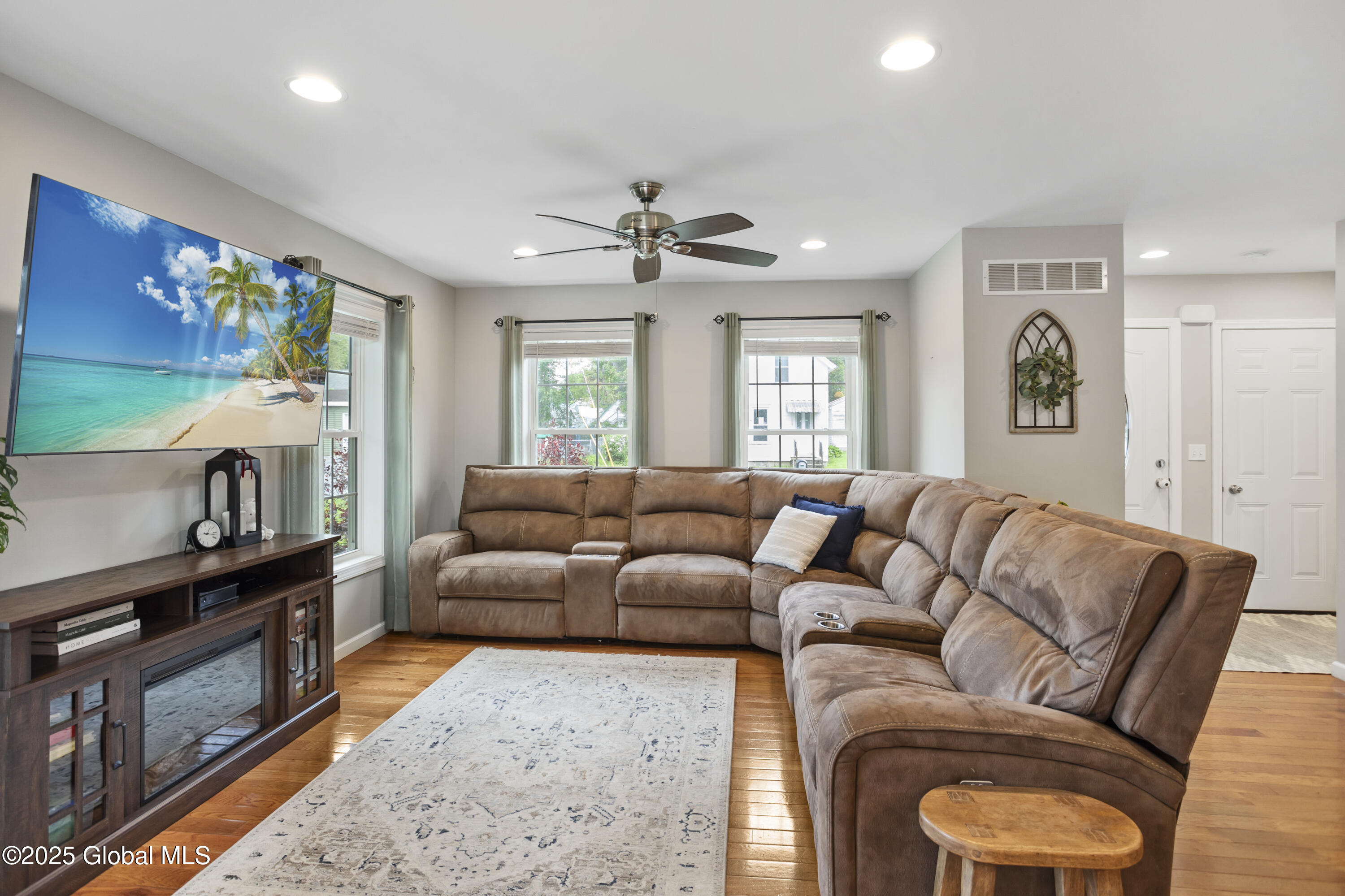 9 Barton Avenue, Fort Edward, New York image 8