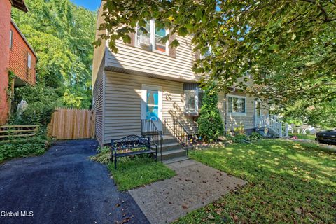 Photo of 18A Hamilton Place, Cohoes, NY 12047 (MLS # 202525497)