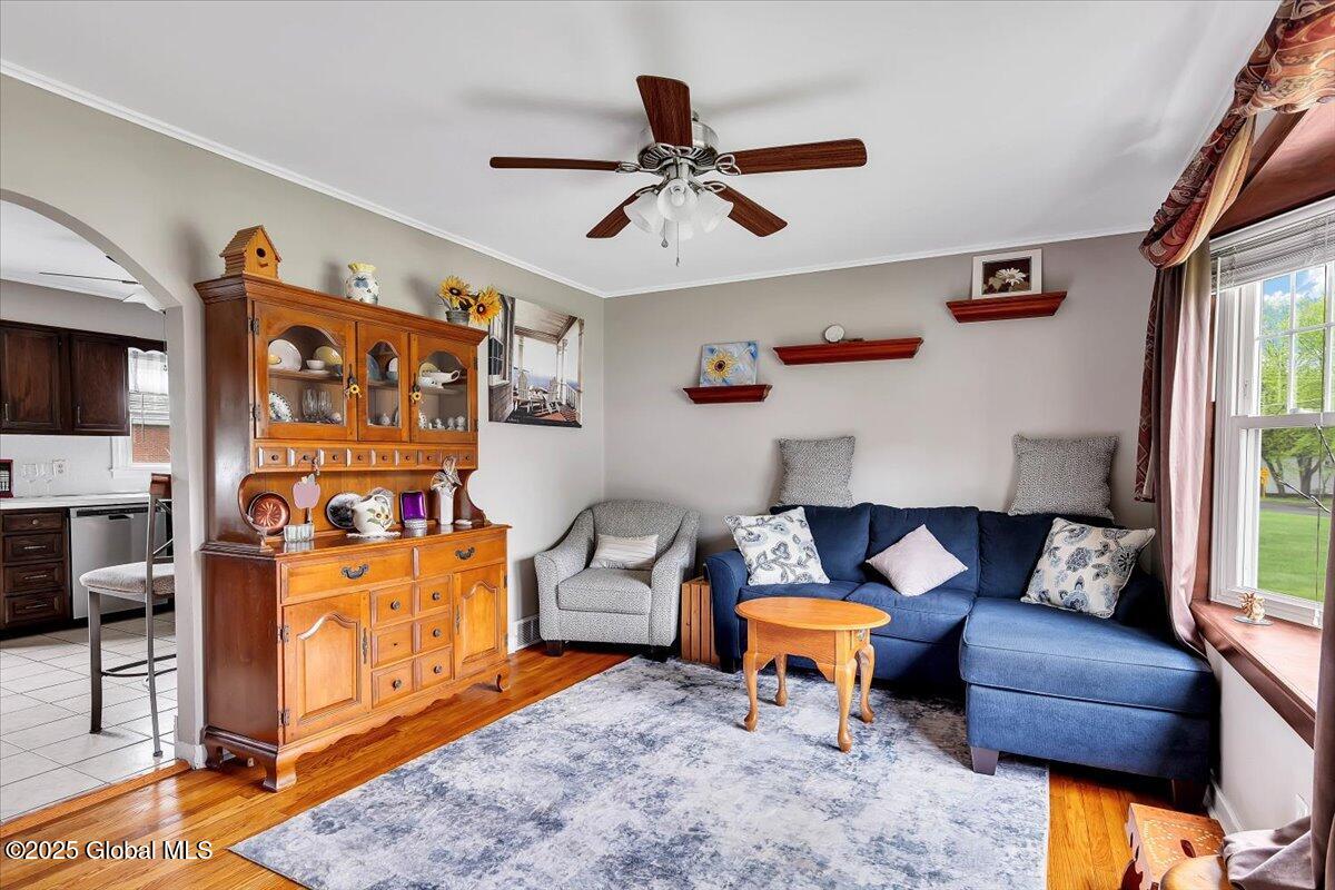 45 Thatcher Street, Selkirk, New York image 12
