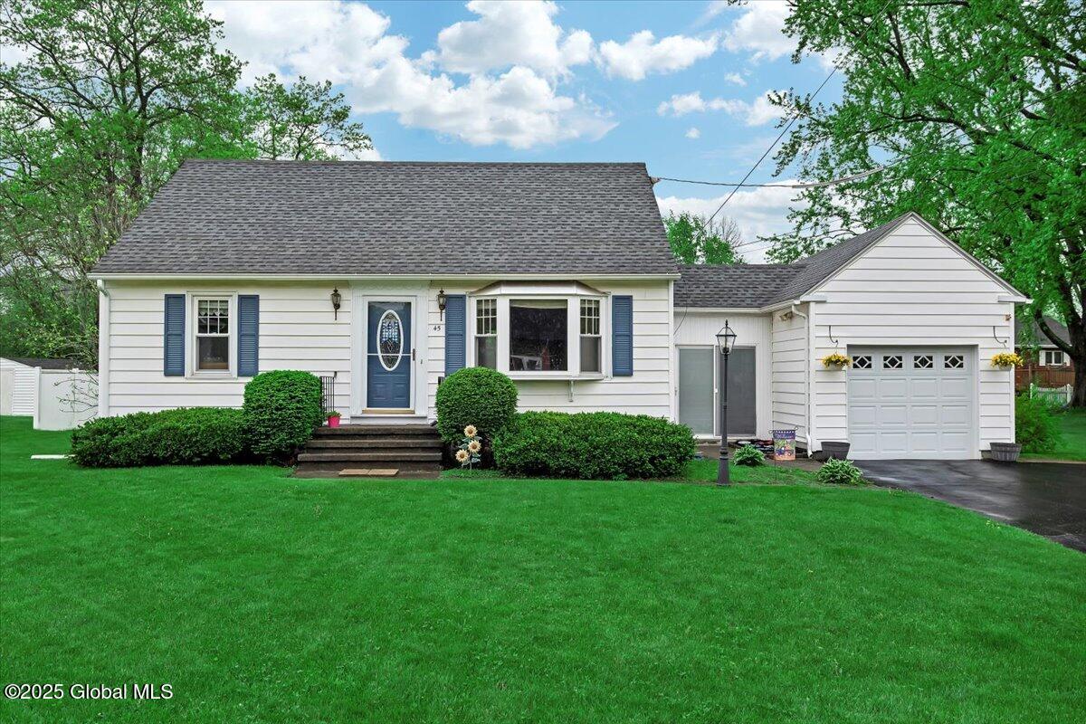 45 Thatcher Street, Selkirk, New York image 1