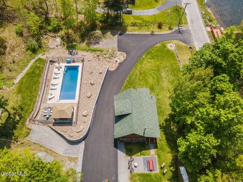 Photo for 396 E Lake Road