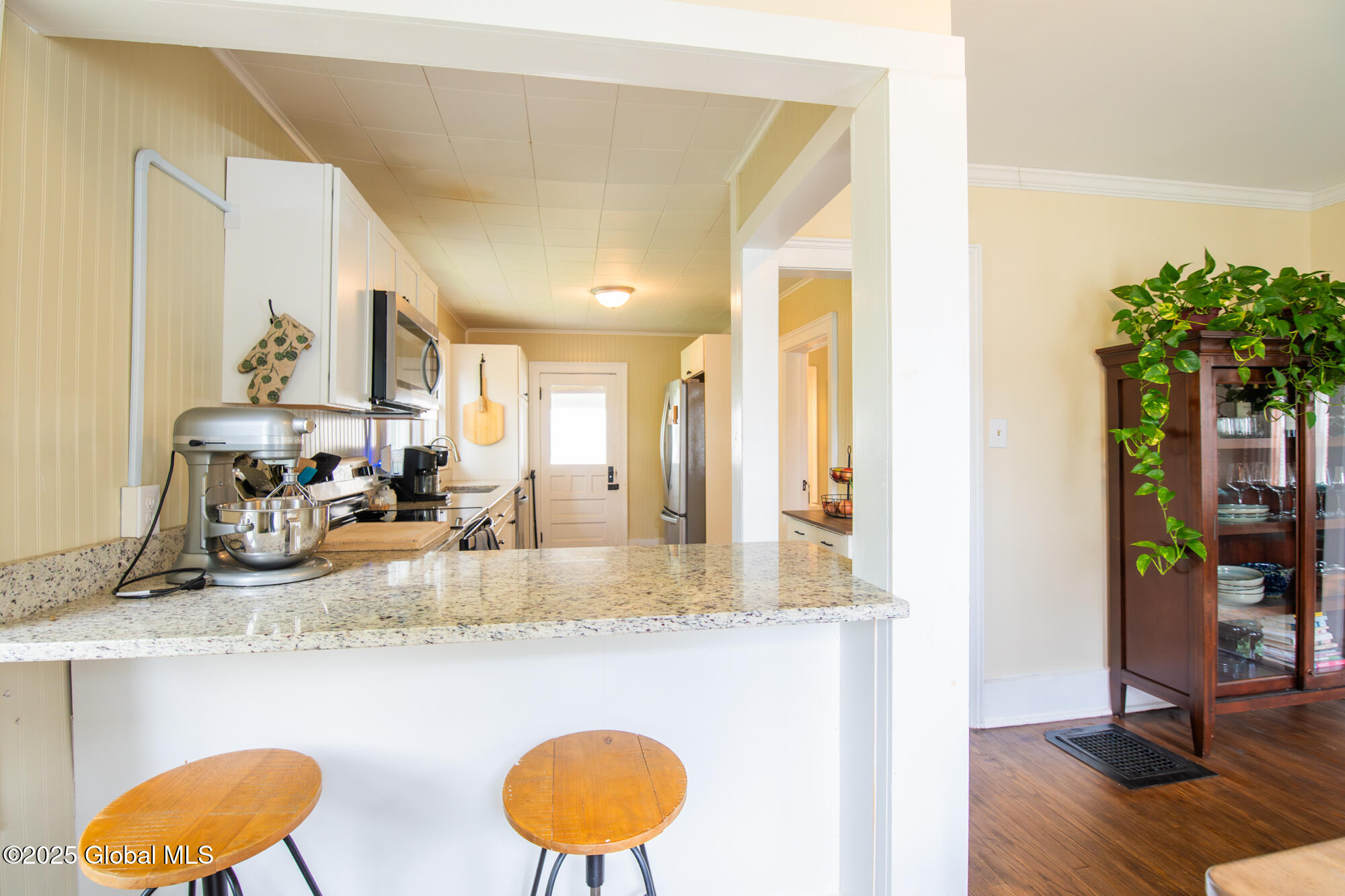 6 Cottage Place, Glens Falls, New York image 5