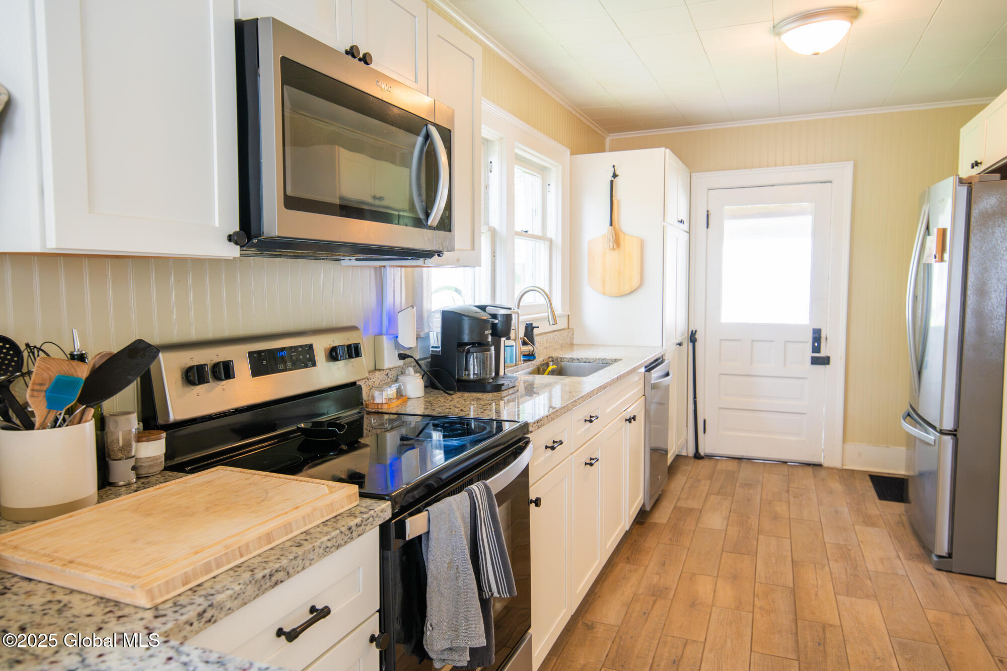 6 Cottage Place, Glens Falls, New York image 3