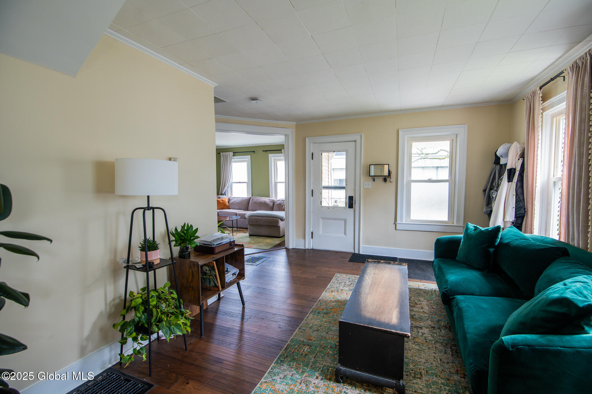 6 Cottage Place, Glens Falls, New York image 10