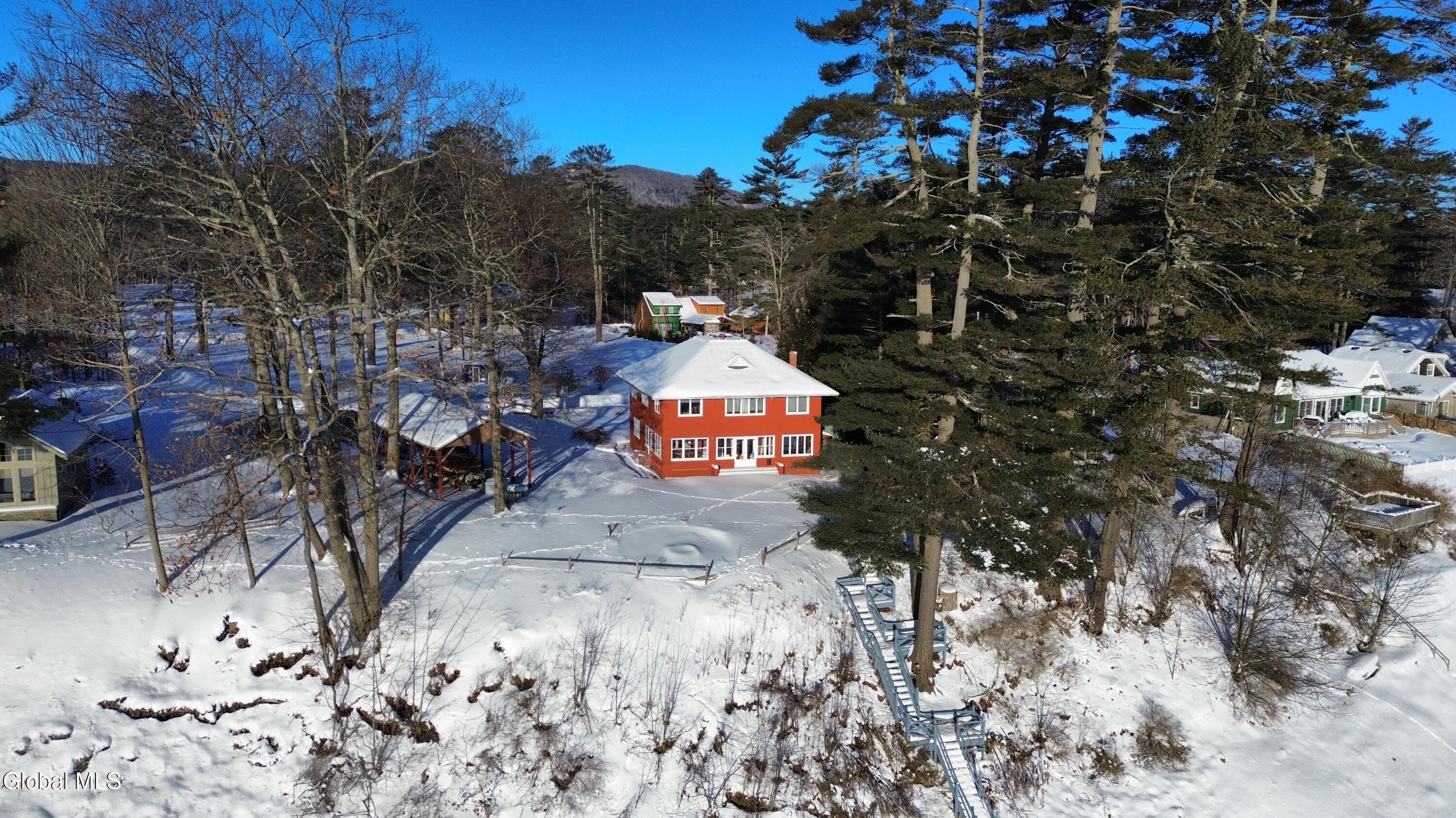 116 Roosevelt Terrace