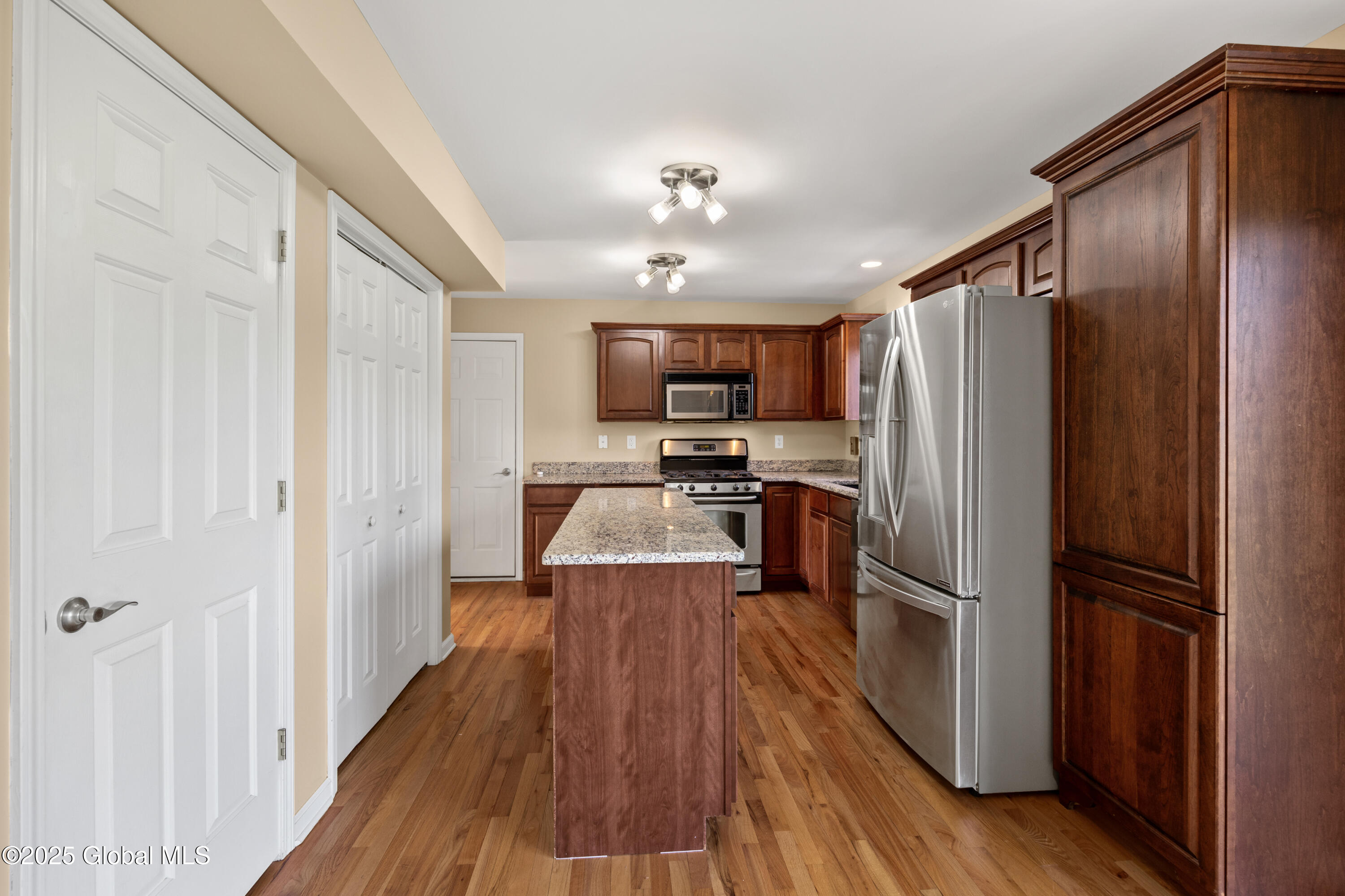 13 Peach Tree Lane, Gansevoort, New York image 22