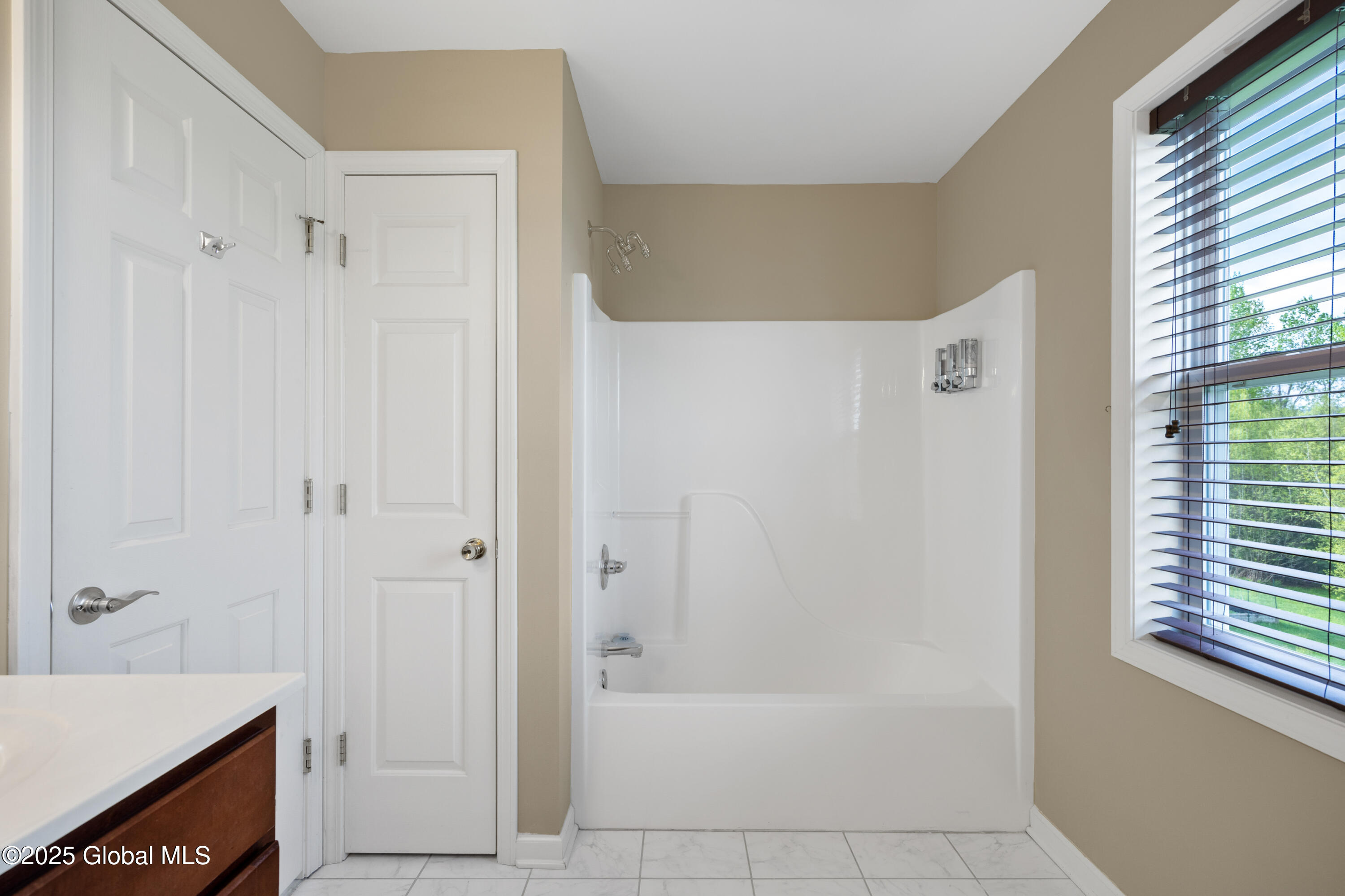 13 Peach Tree Lane, Gansevoort, New York image 30