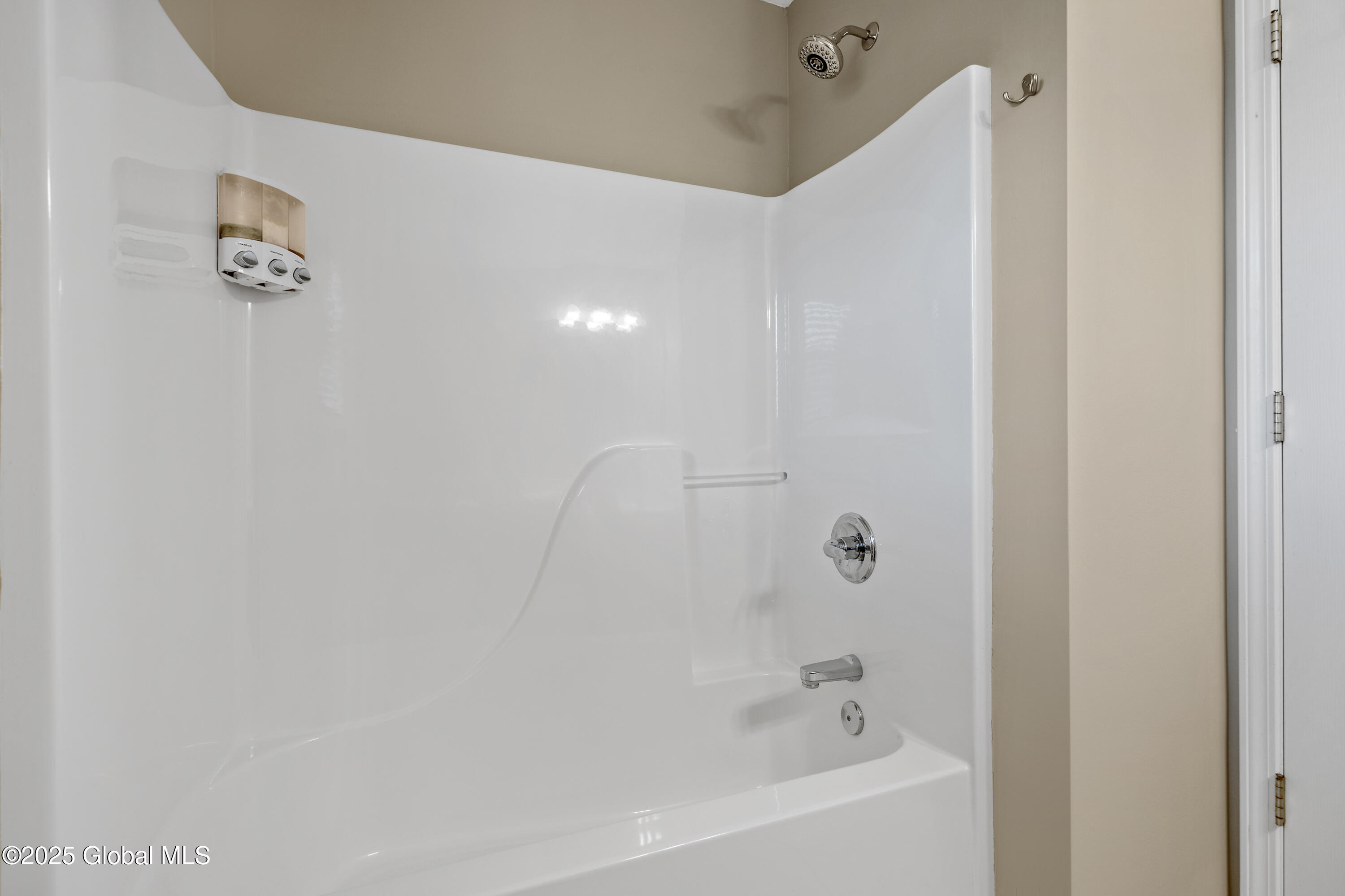 13 Peach Tree Lane, Gansevoort, New York image 35