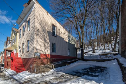 Multifamily For Sale - 628 4th Street<br/> Troy, NY 12180