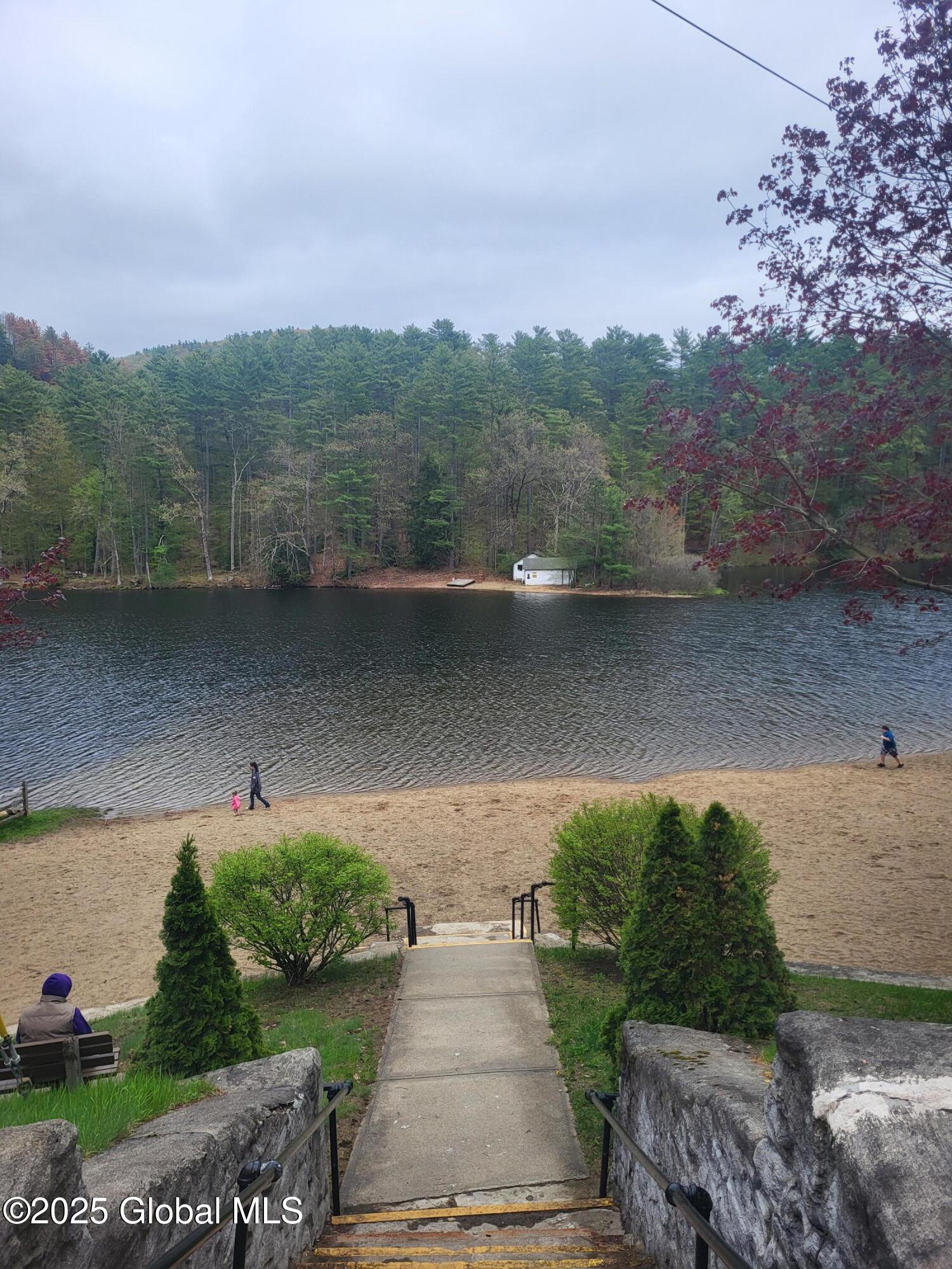 12 North Avenue, Lake Luzerne, New York image 21