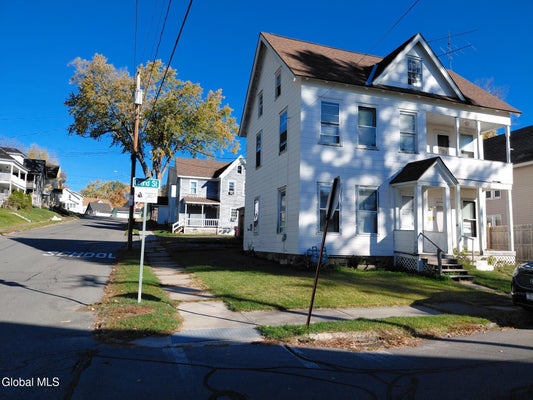 132 GRAND ST, GLOVERSVILLE, NY 12078 - Image fc16083adcd7f9d26ce60cd1e8d47acf/2381595003