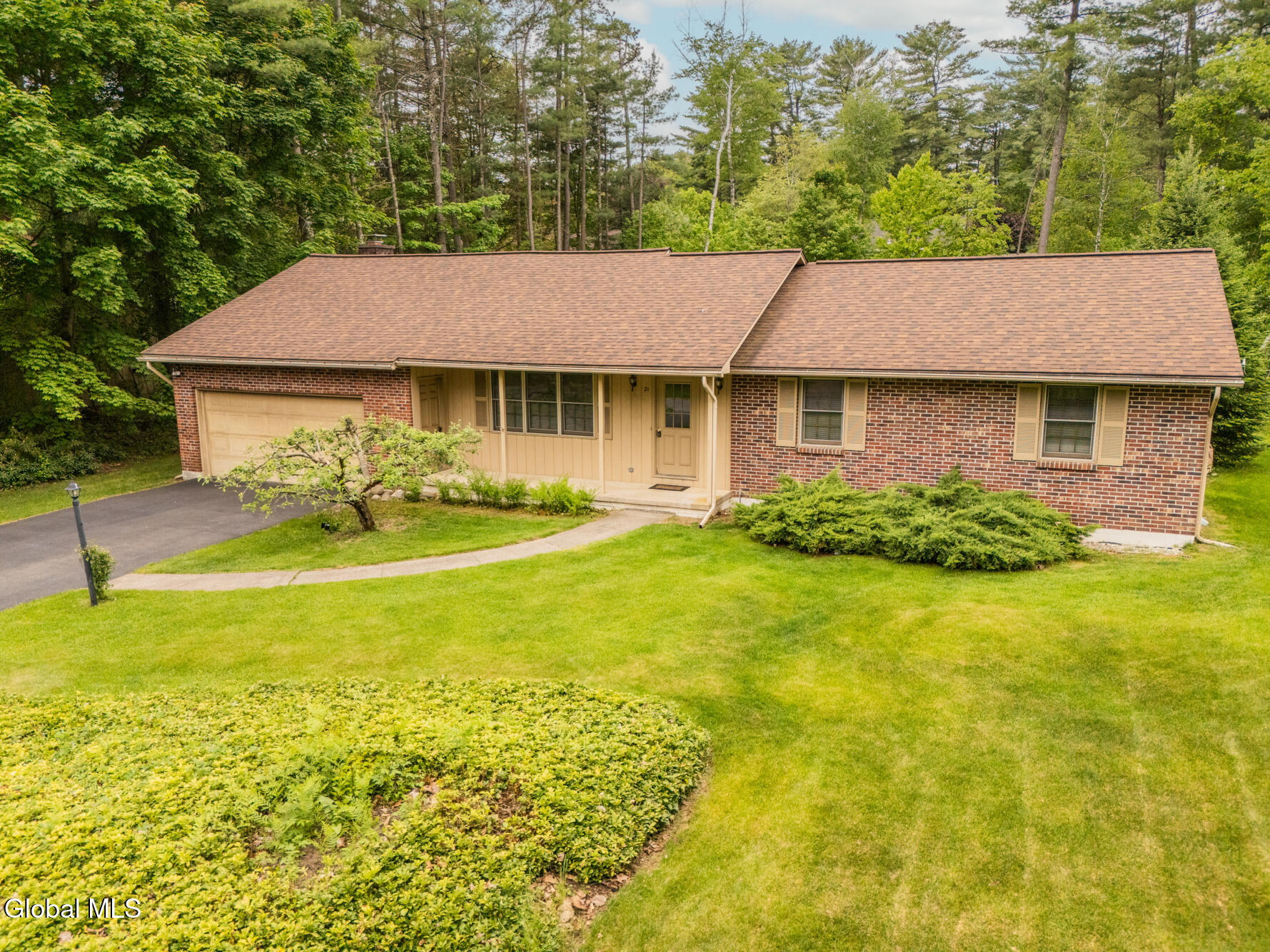 21 Helen Drive