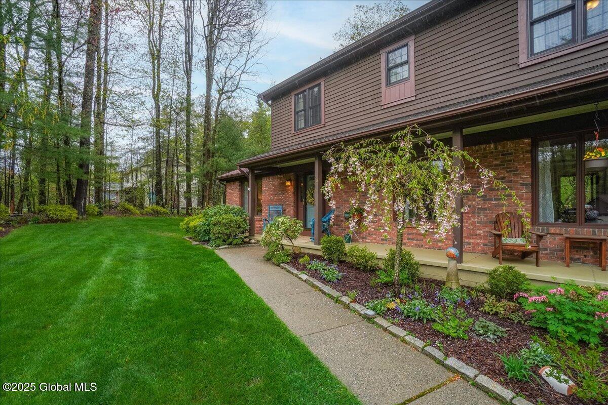 38 Via Da Vinci, Clifton Park, New York image 45