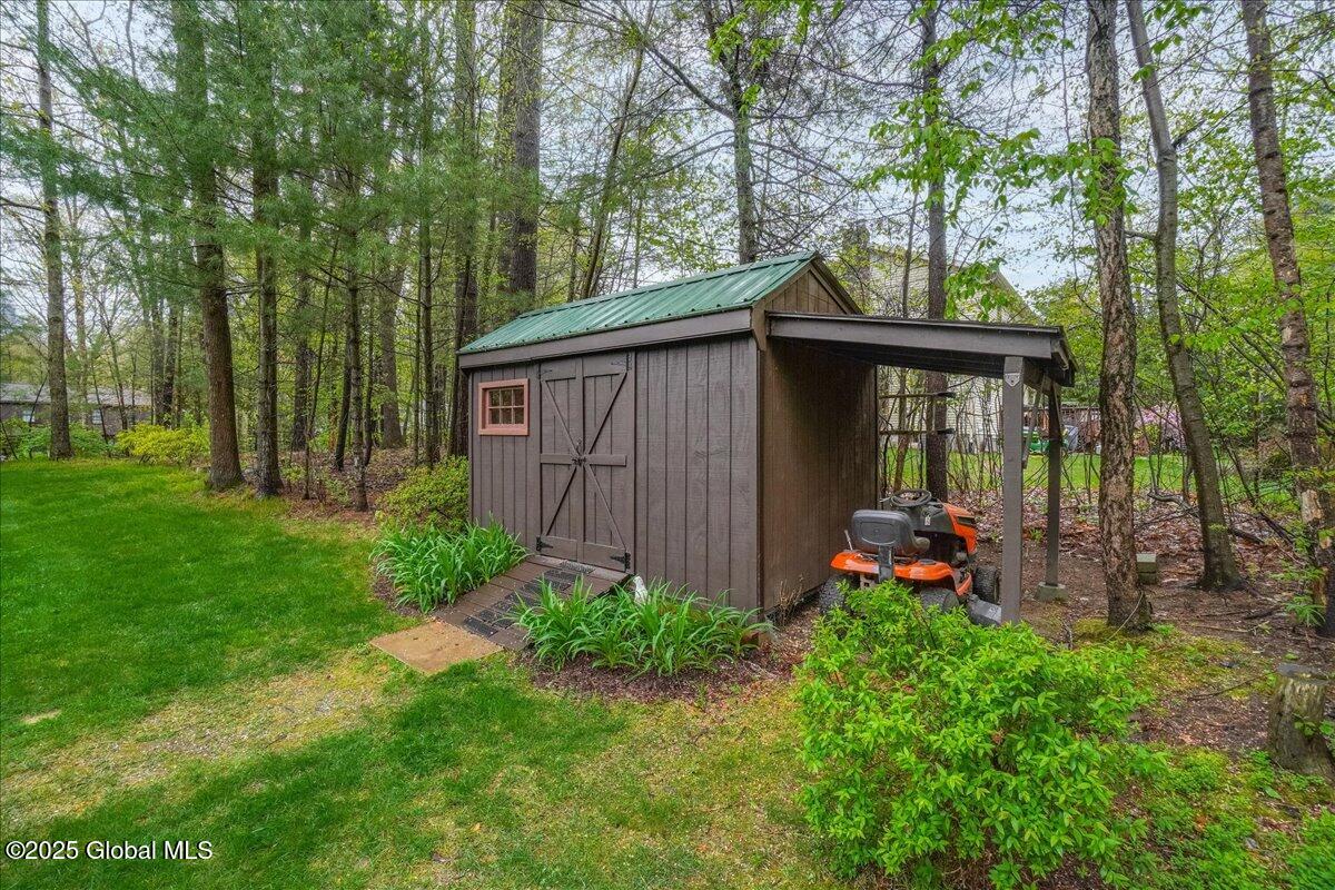 38 Via Da Vinci, Clifton Park, New York image 50