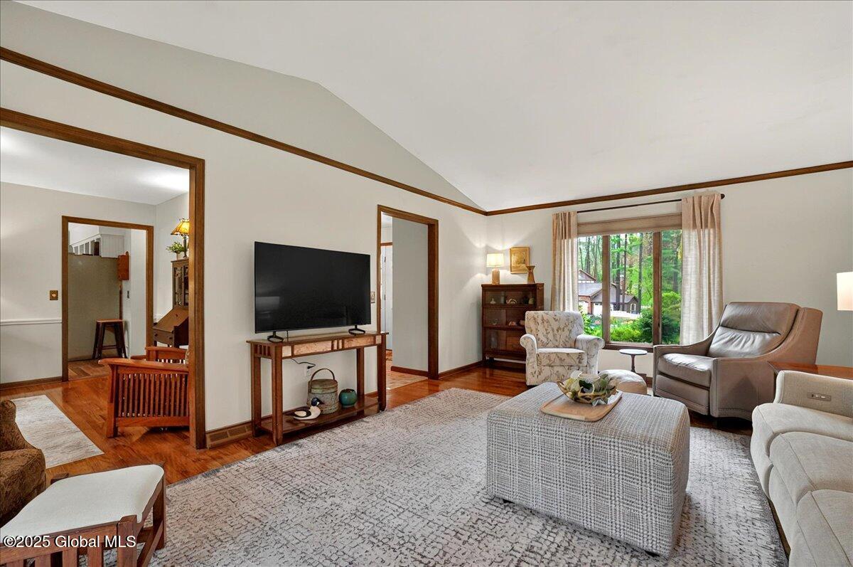 38 Via Da Vinci, Clifton Park, New York image 7