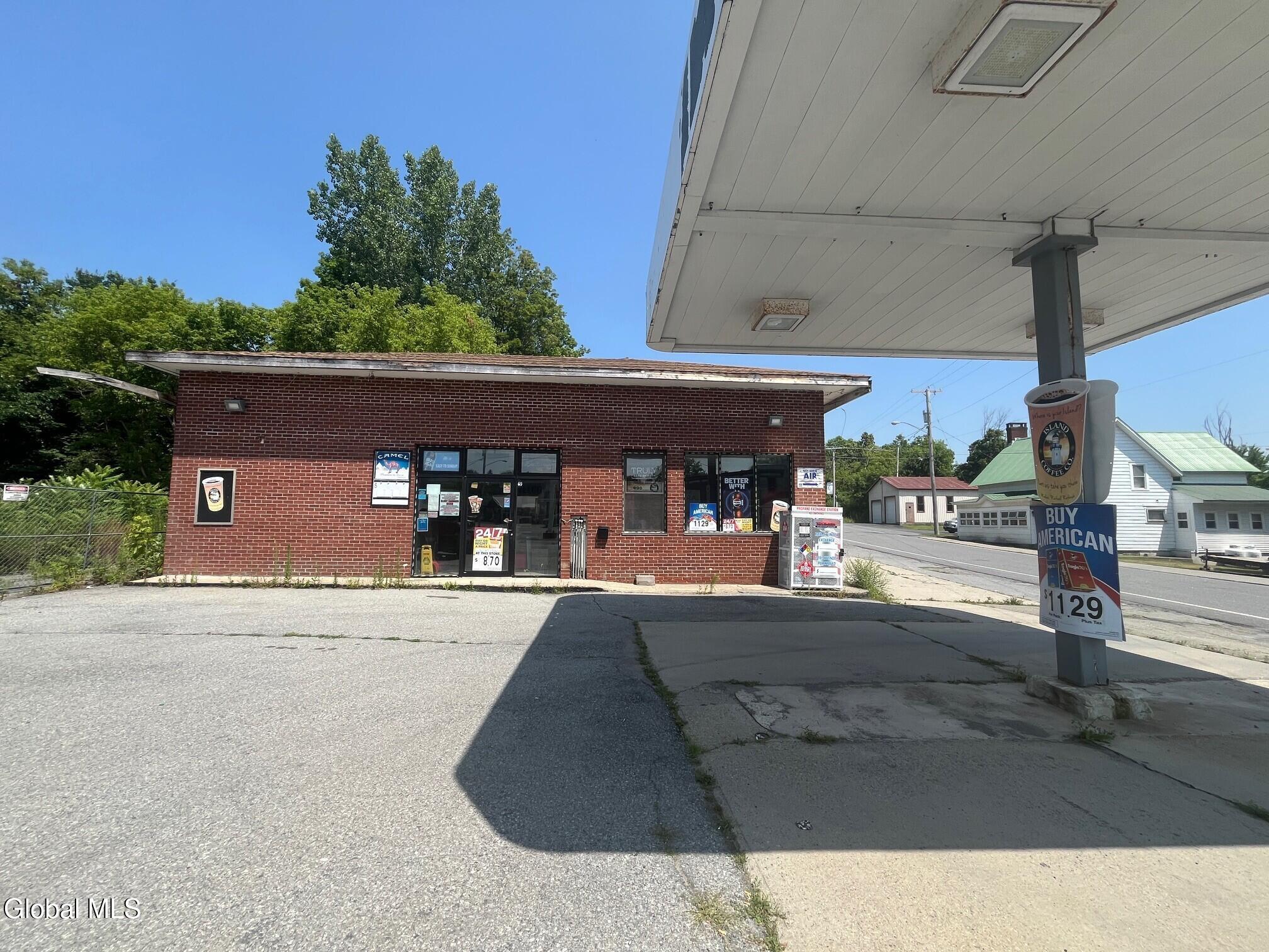 69 Montcalm Street