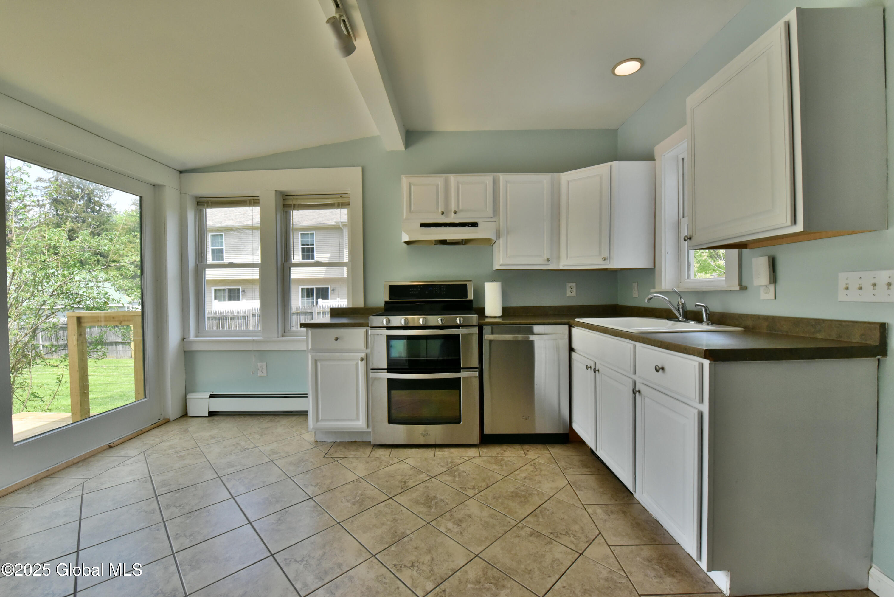 4 Henry Street, Glens Falls, New York image 14