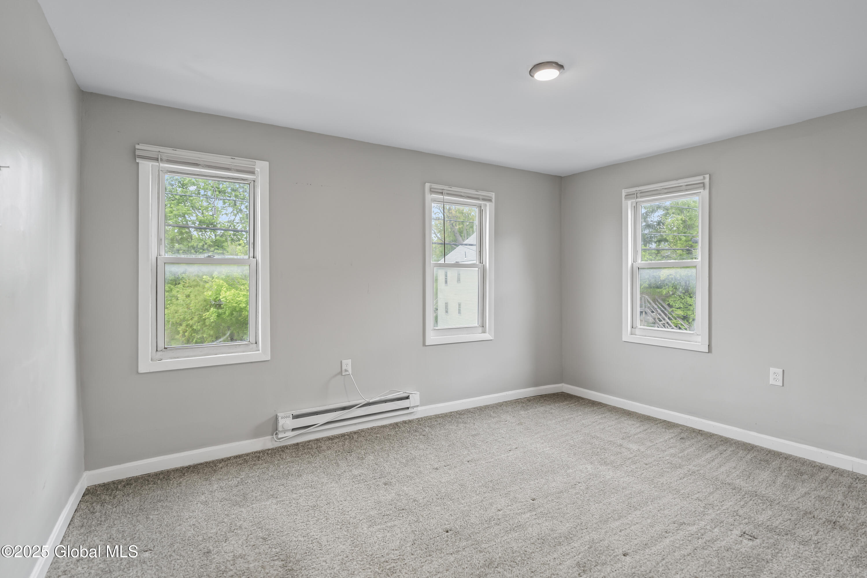 30 Campbell Avenue, Troy, New York image 15