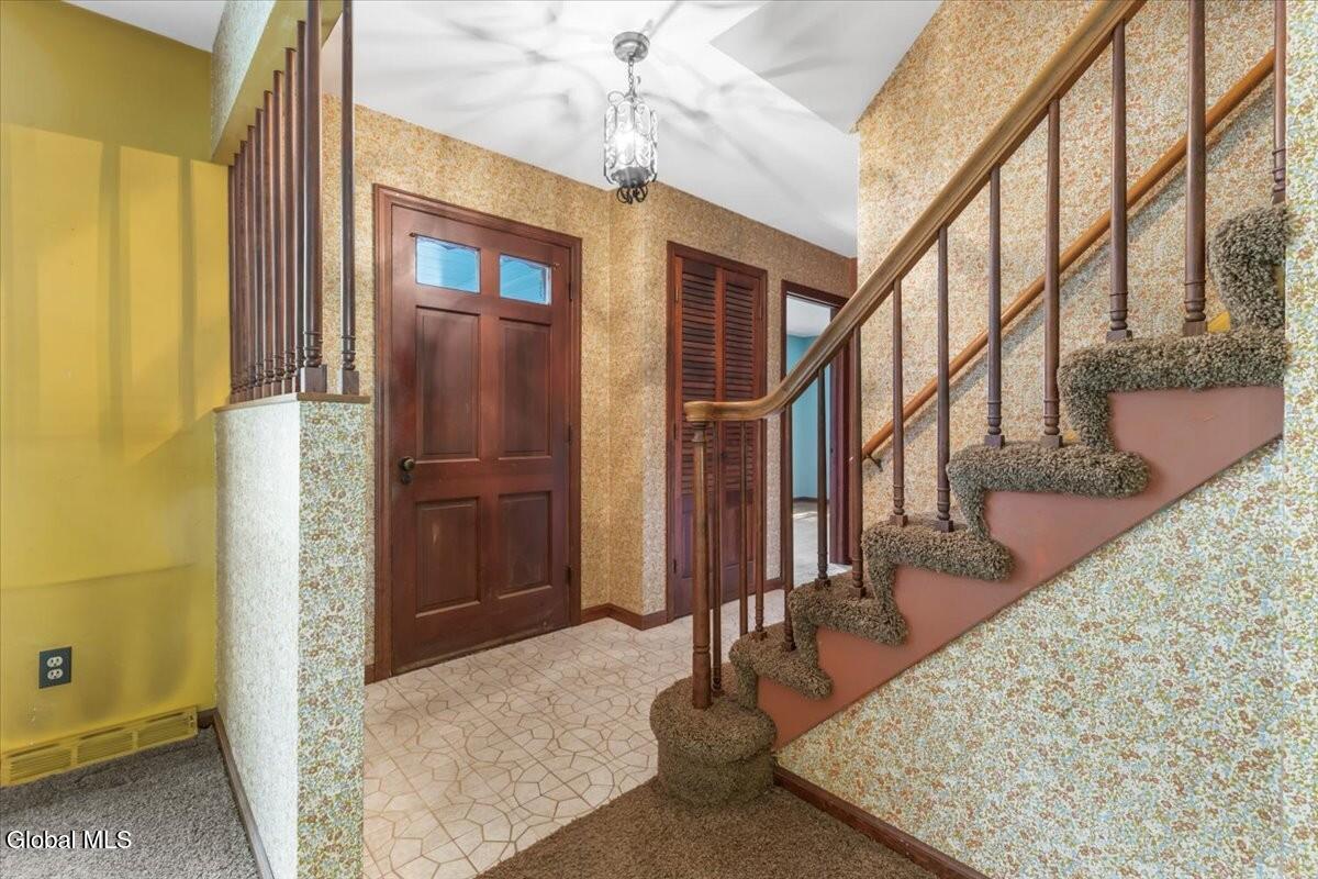 66 Pheasant Ridge Drive