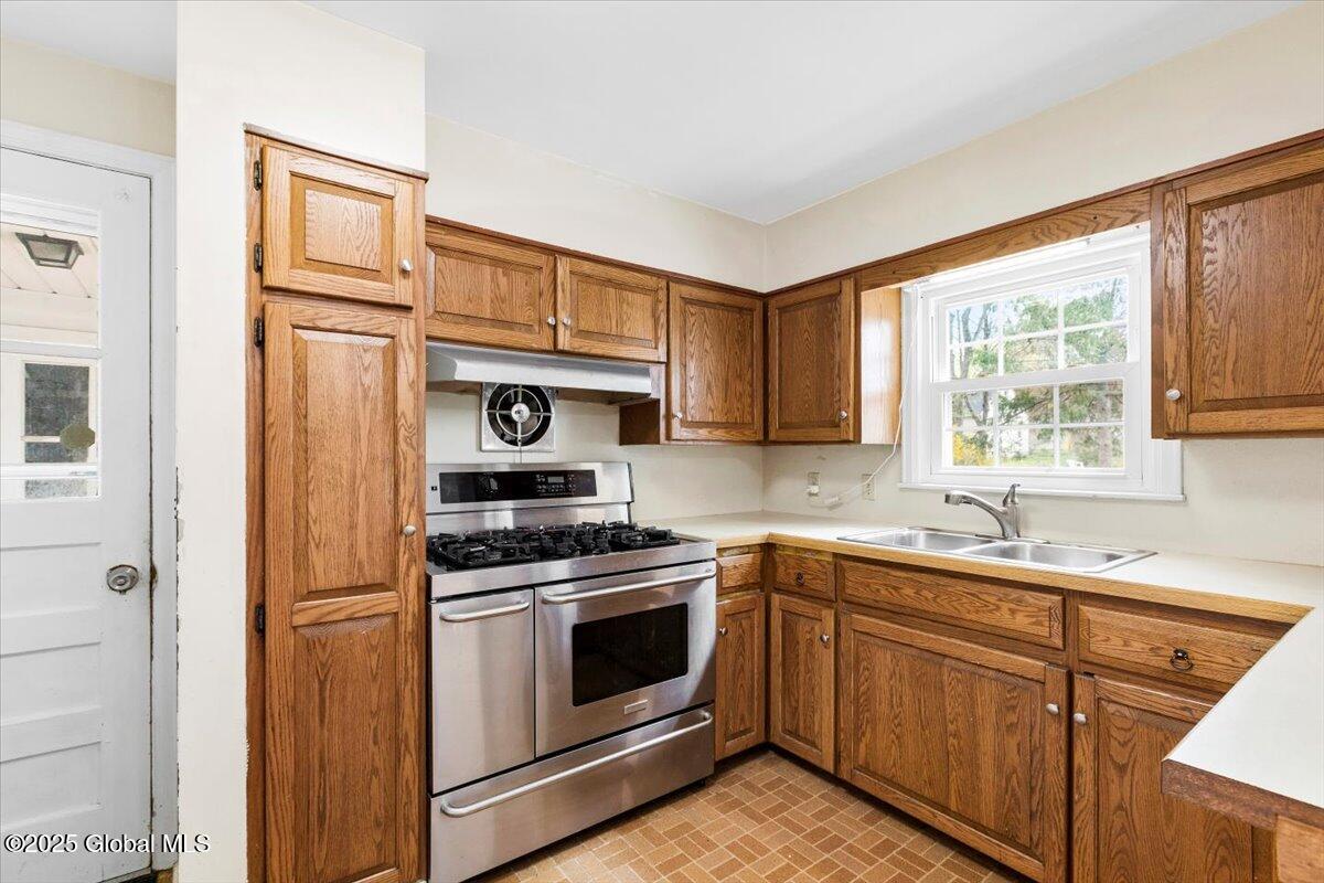 12 Norman Avenue, Albany, New York image 10