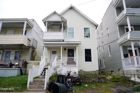 Photo of 1602 Foster Avenue, Schenectady, NY 12308 (MLS # 202529366)