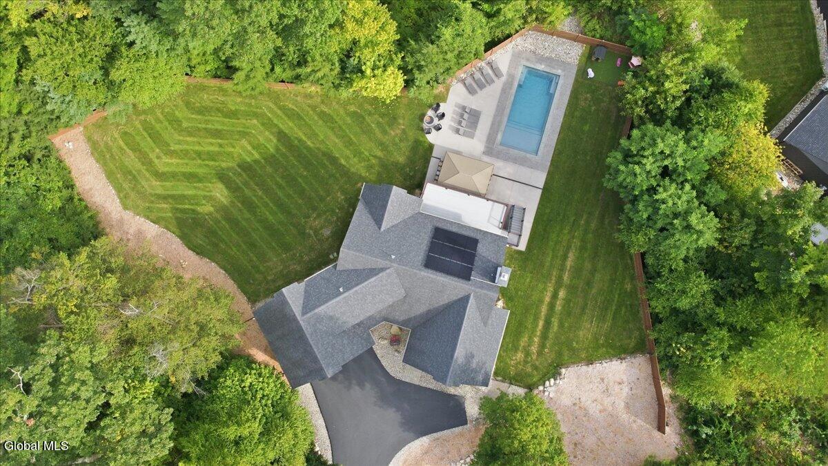 14 Blackberry Lane