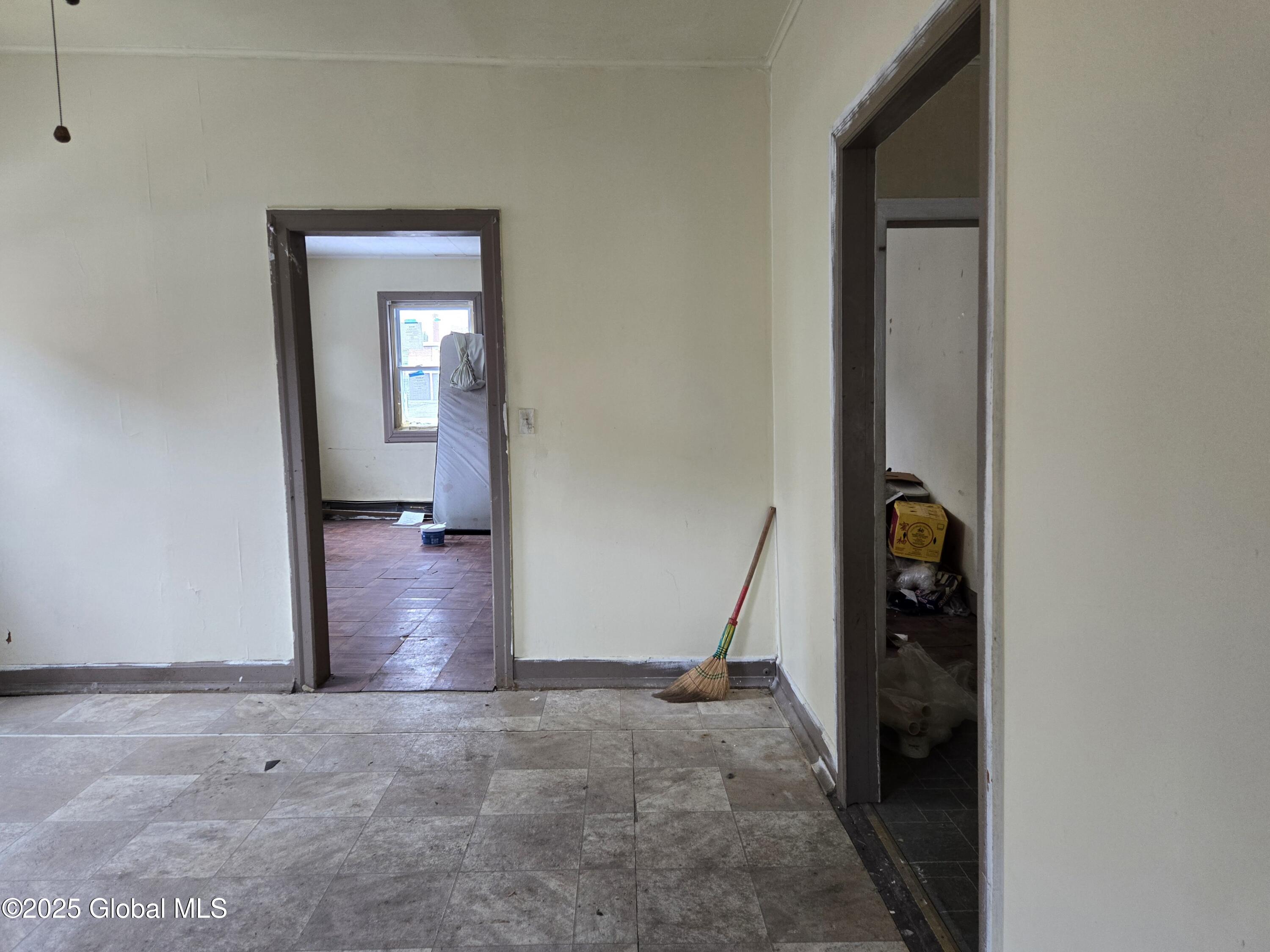 68 Bassett Street, Albany, New York image 7