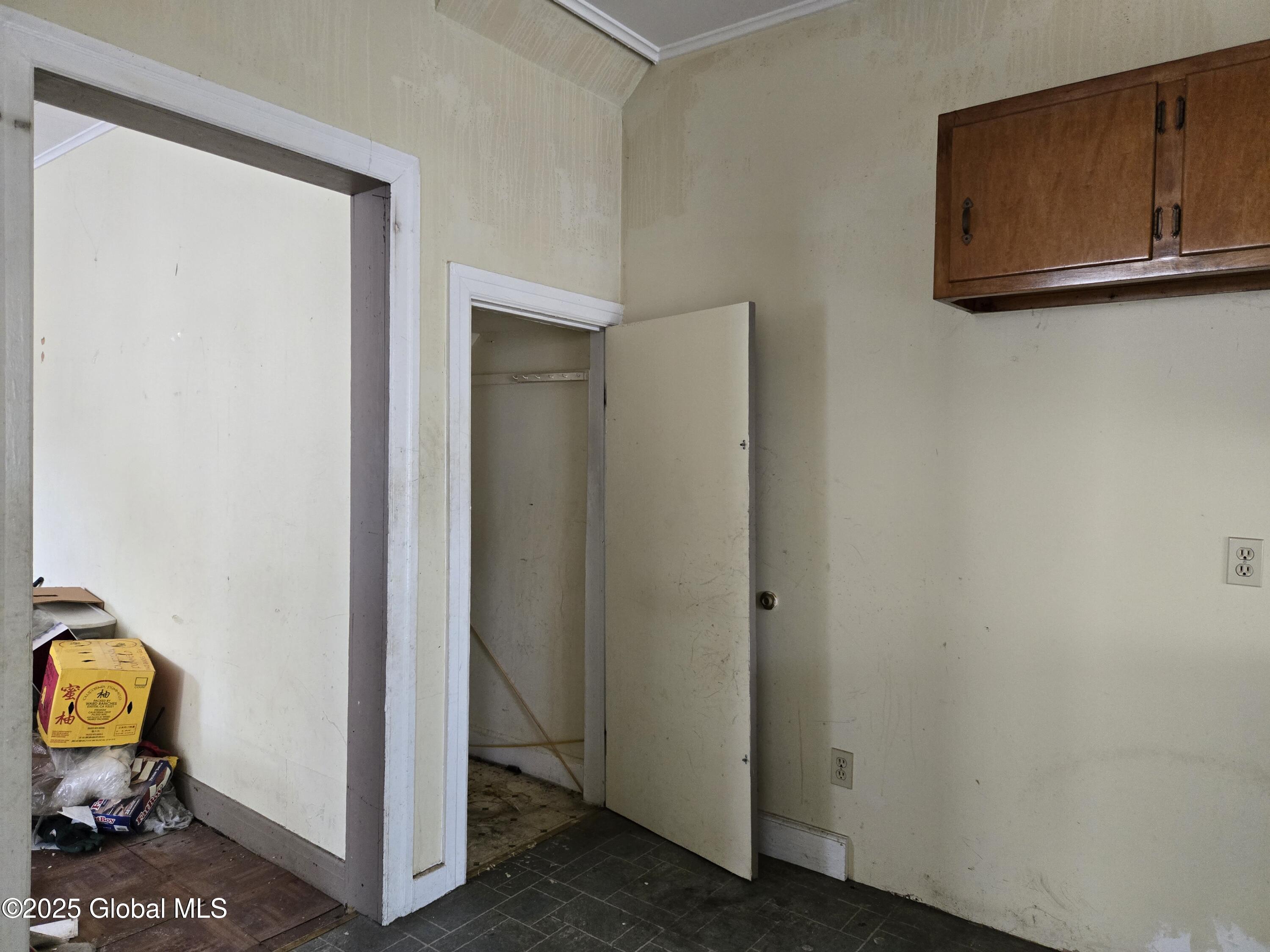 68 Bassett Street, Albany, New York image 8