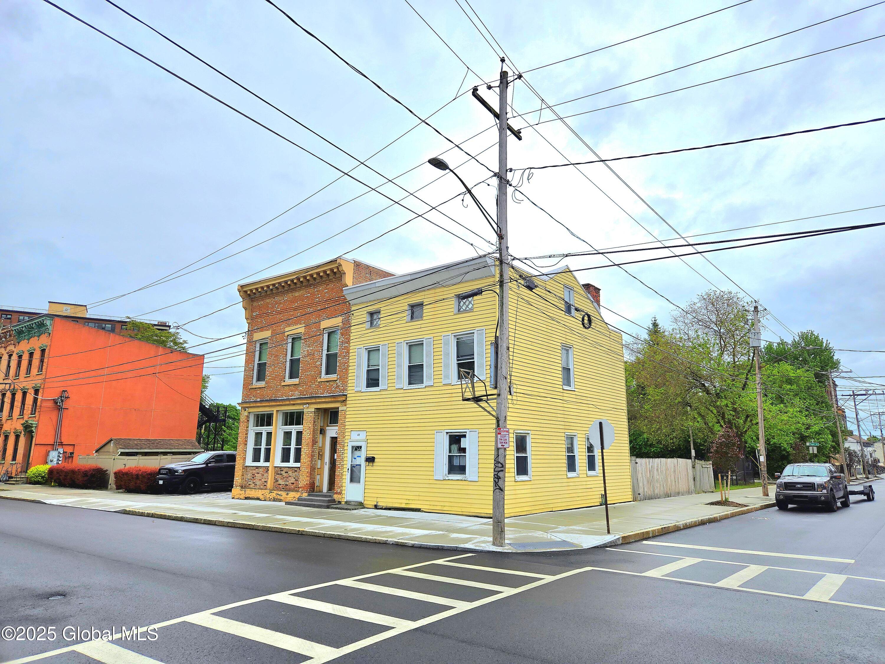 68 Bassett Street, Albany, New York image 2