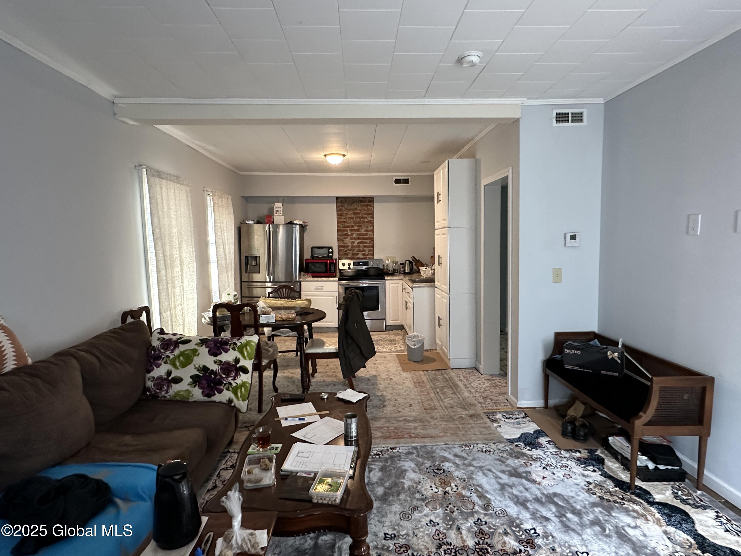 Schenectady, New York 12305, United States, 4 Bedrooms Bedrooms, ,2 BathroomsBathrooms,Residential,Active,119463