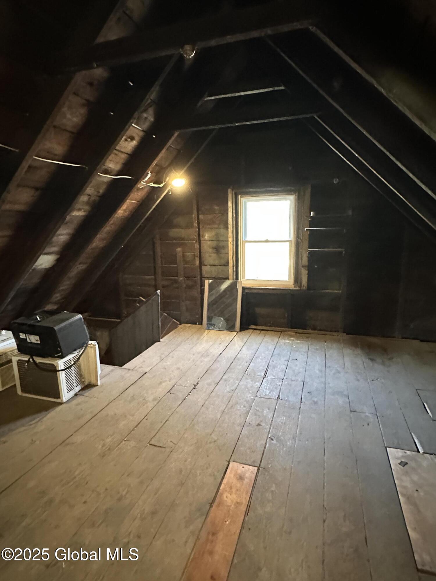 Schenectady, New York 12305, United States, 4 Bedrooms Bedrooms, ,2 BathroomsBathrooms,Residential,Active,119463