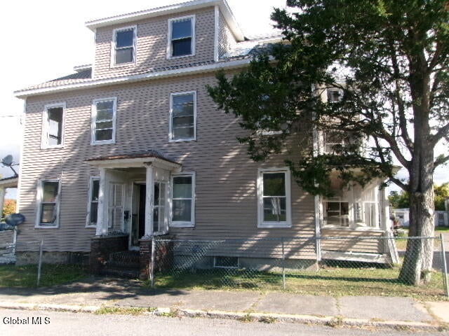 5 Erie