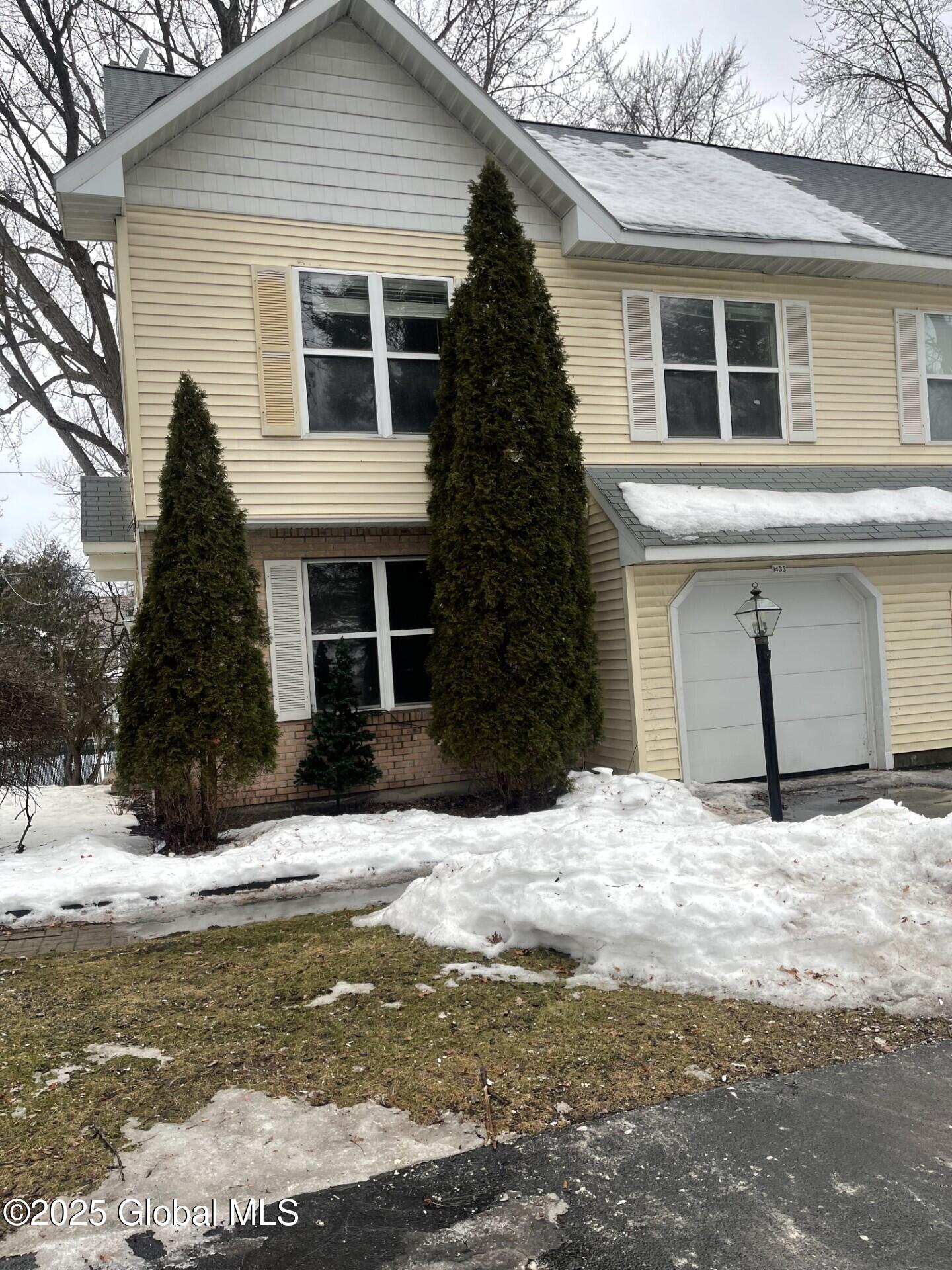 1433 Balltown Road, Niskayuna, New York image 2