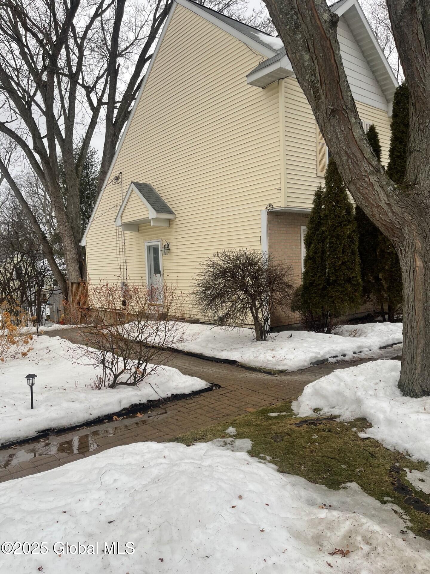 1433 Balltown Road, Niskayuna, New York image 3