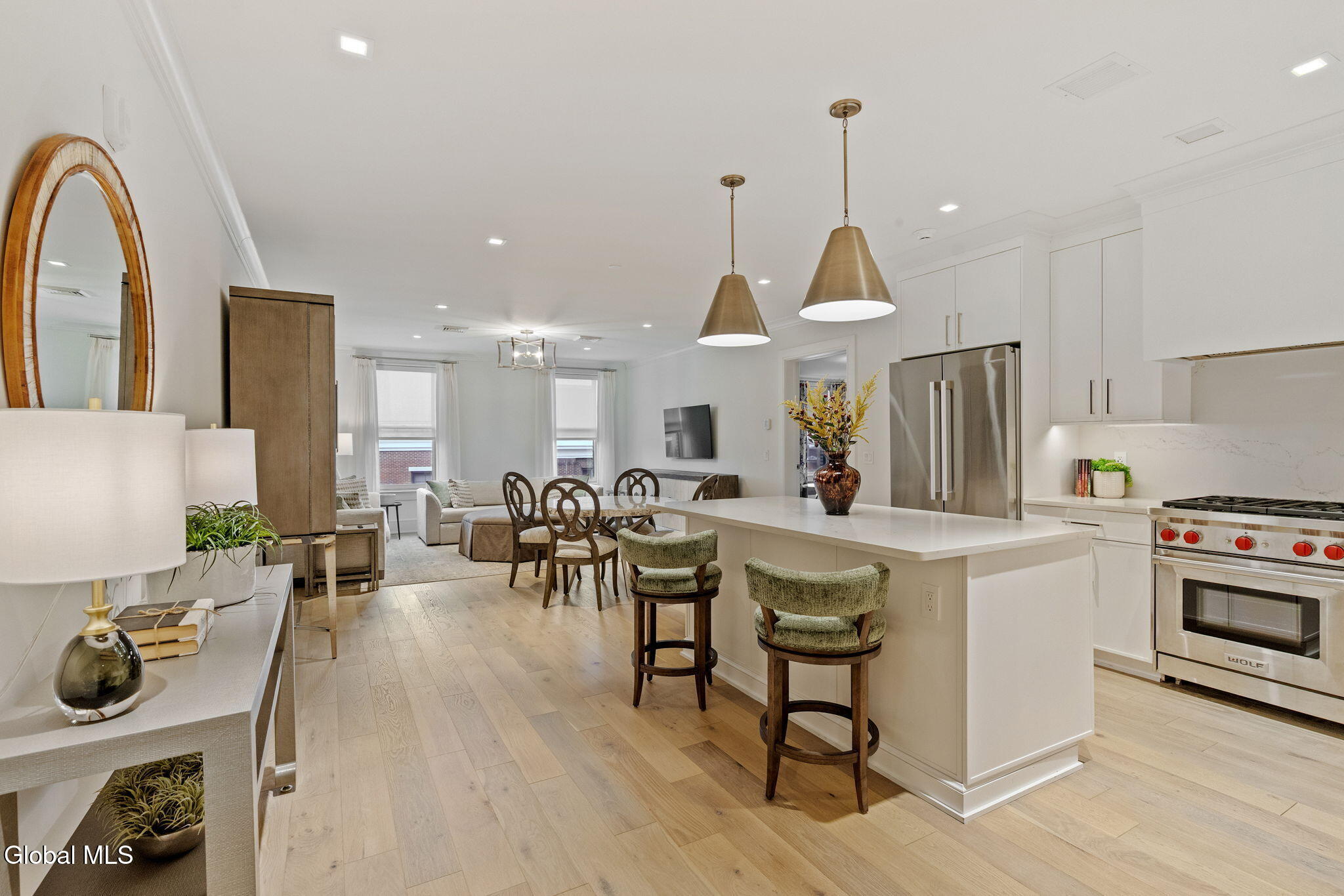 19 Washington Street 565